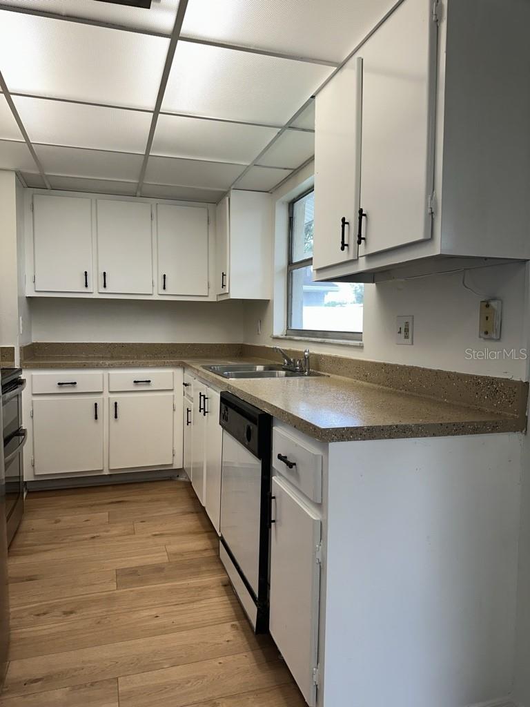 Image 3 of 19 For 7608 Sanibel Circle