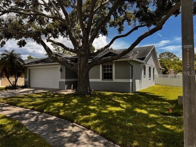 Image 2 of 44 For 2519 Southern Oak Circle