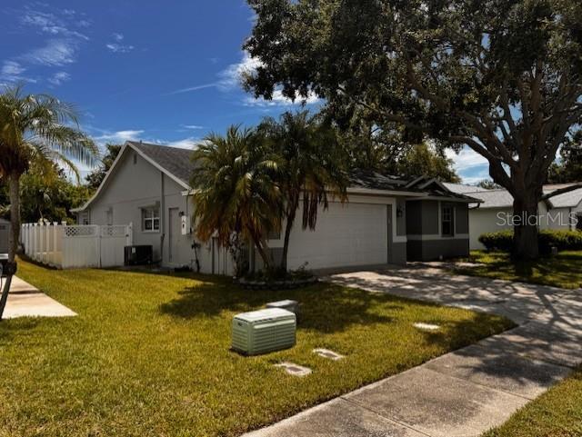 Image 3 of 44 For 2519 Southern Oak Circle