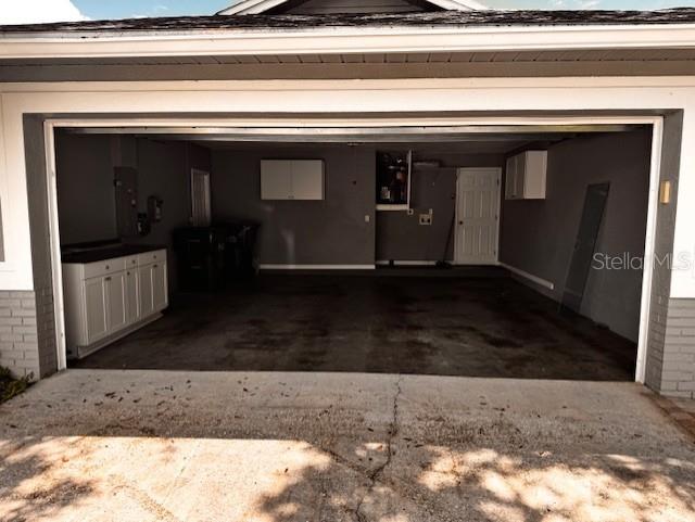 Image 4 of 44 For 2519 Southern Oak Circle