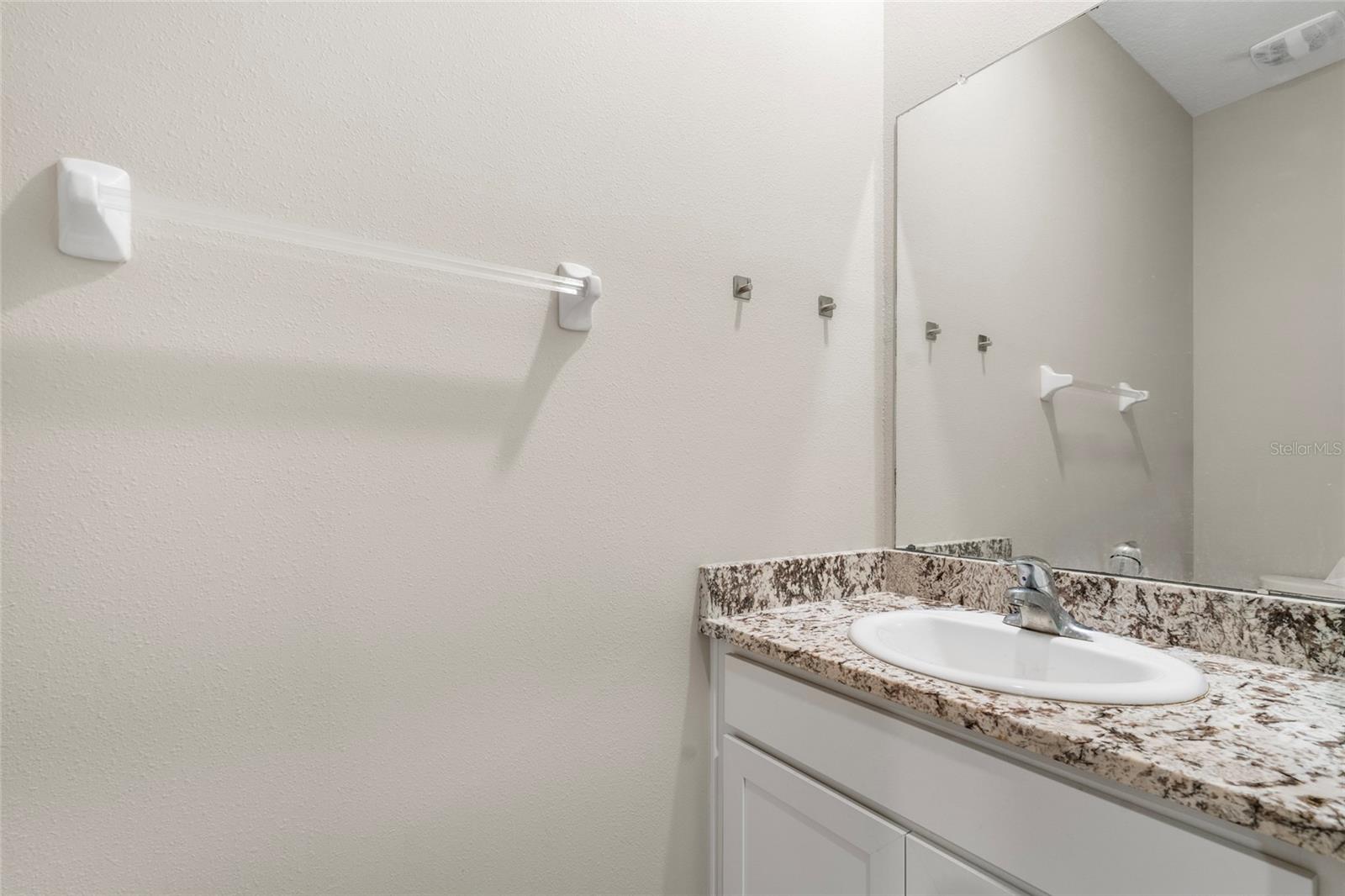 Image 17 of 46 For 3914 Lively Coral Place