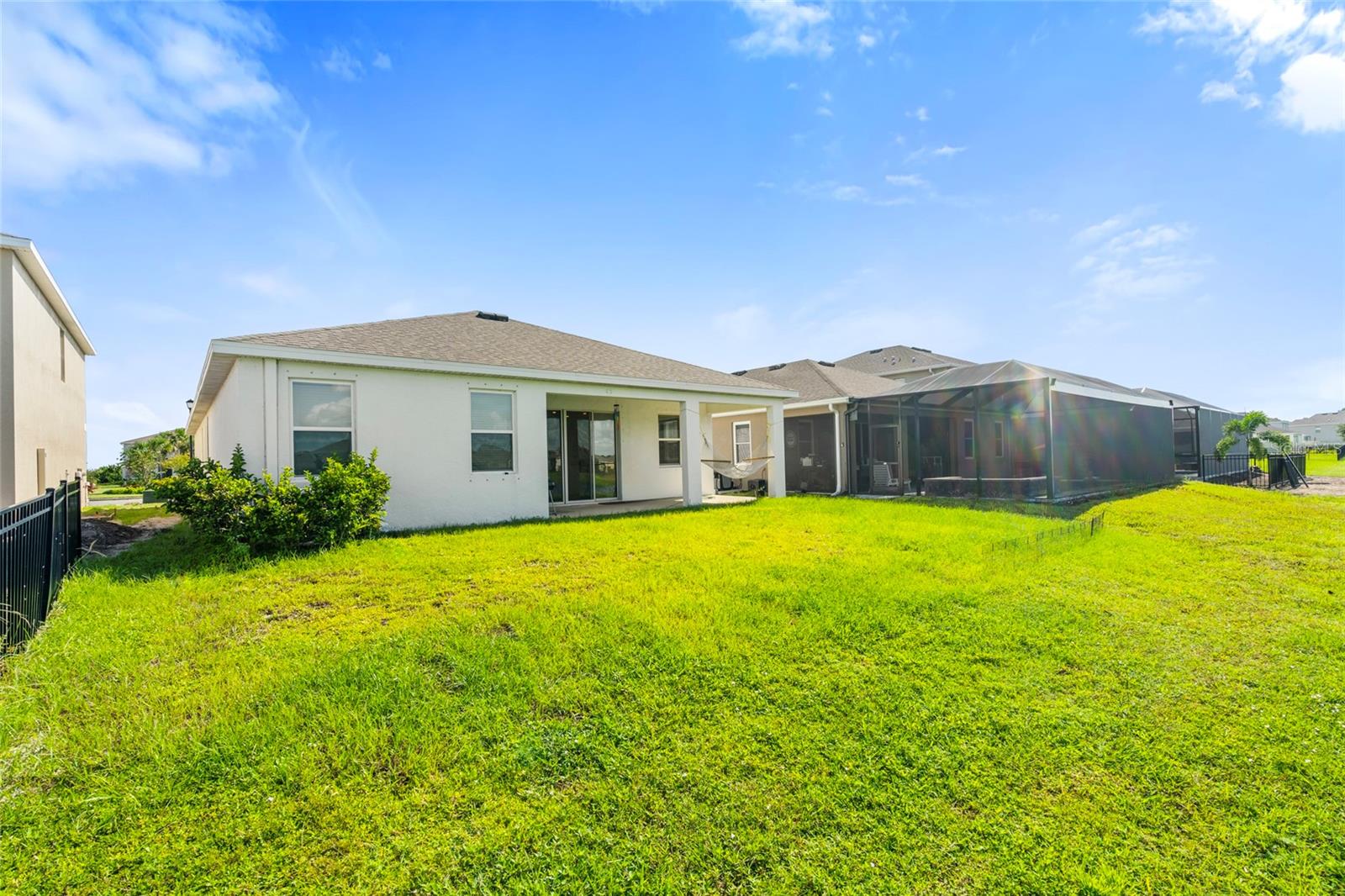 Image 29 of 46 For 3914 Lively Coral Place