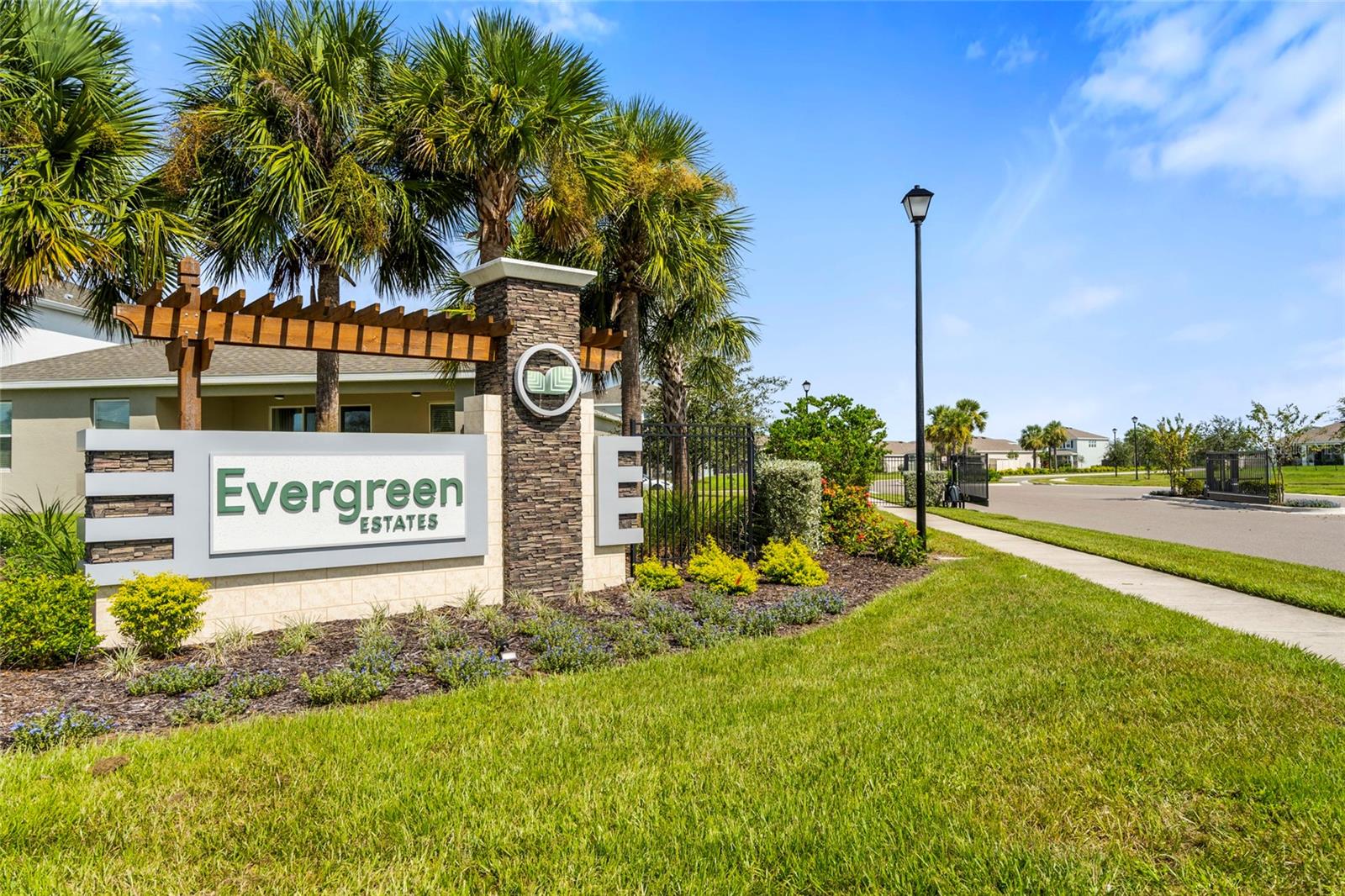 Image 31 of 46 For 3914 Lively Coral Place