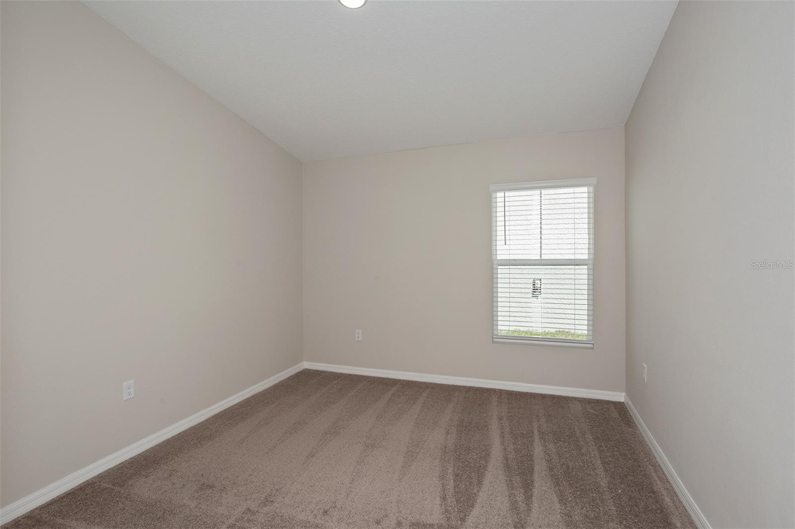Image 12 of 16 For 4135 River Beacon Boulevard