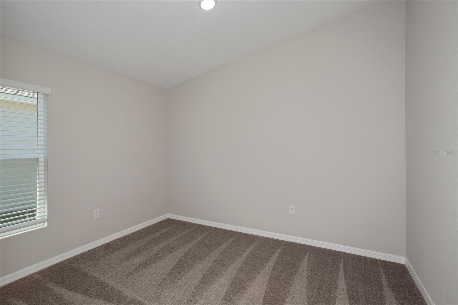 Image 14 of 16 For 4135 River Beacon Boulevard