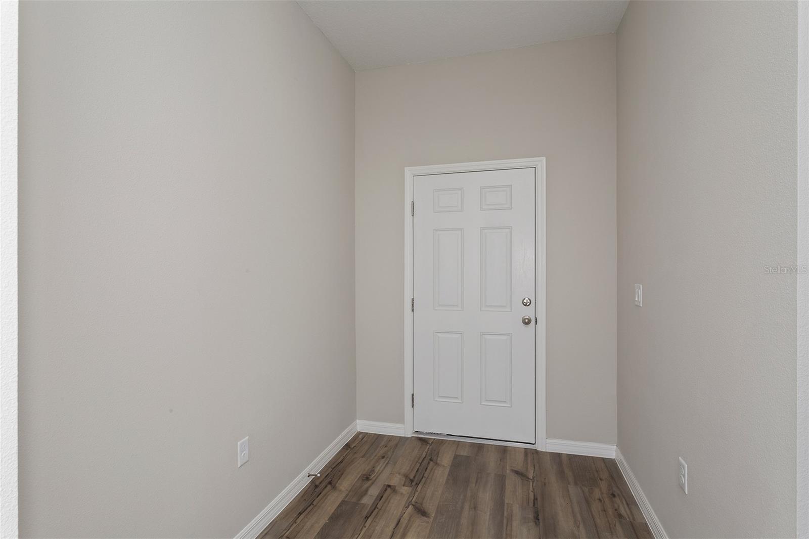 Image 16 of 16 For 4135 River Beacon Boulevard