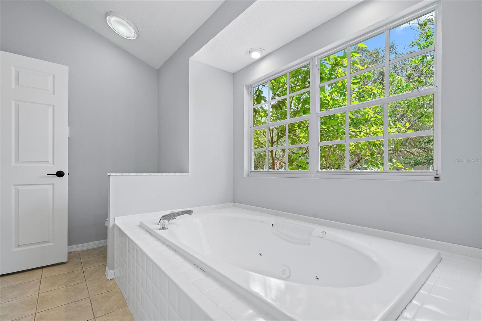 Image 13 of 45 For 13005 106th Avenue