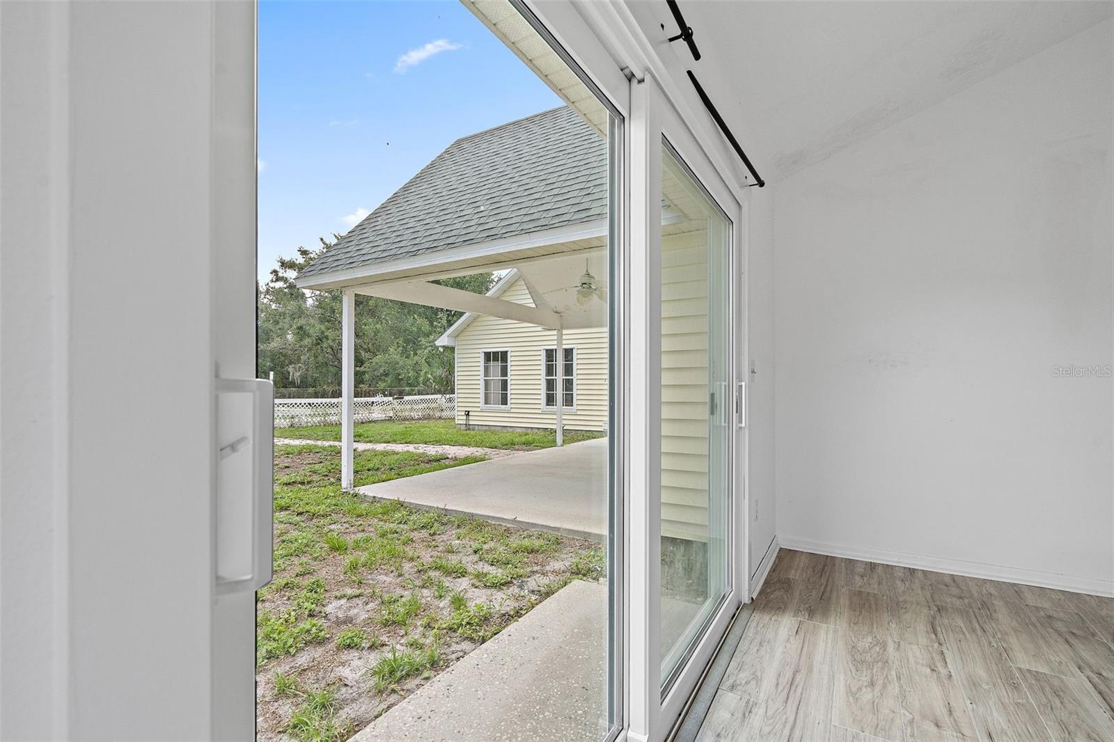Image 17 of 45 For 13005 106th Avenue