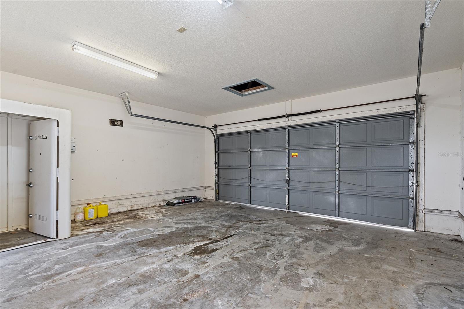 Image 31 of 45 For 13005 106th Avenue