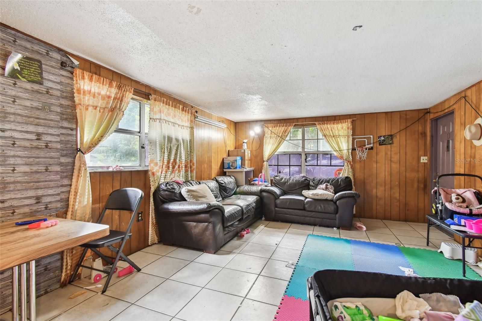 Image 11 of 44 For 1805 139th Avenue 1