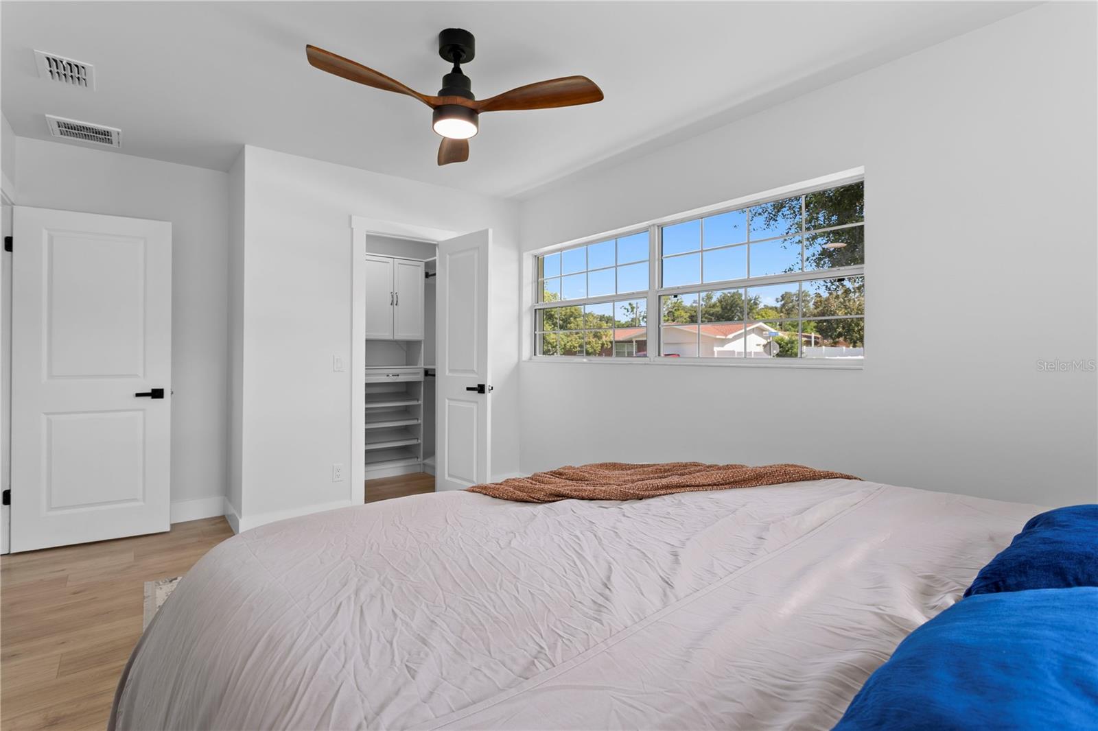 Image 23 of 44 For 1413 Croydon Drive