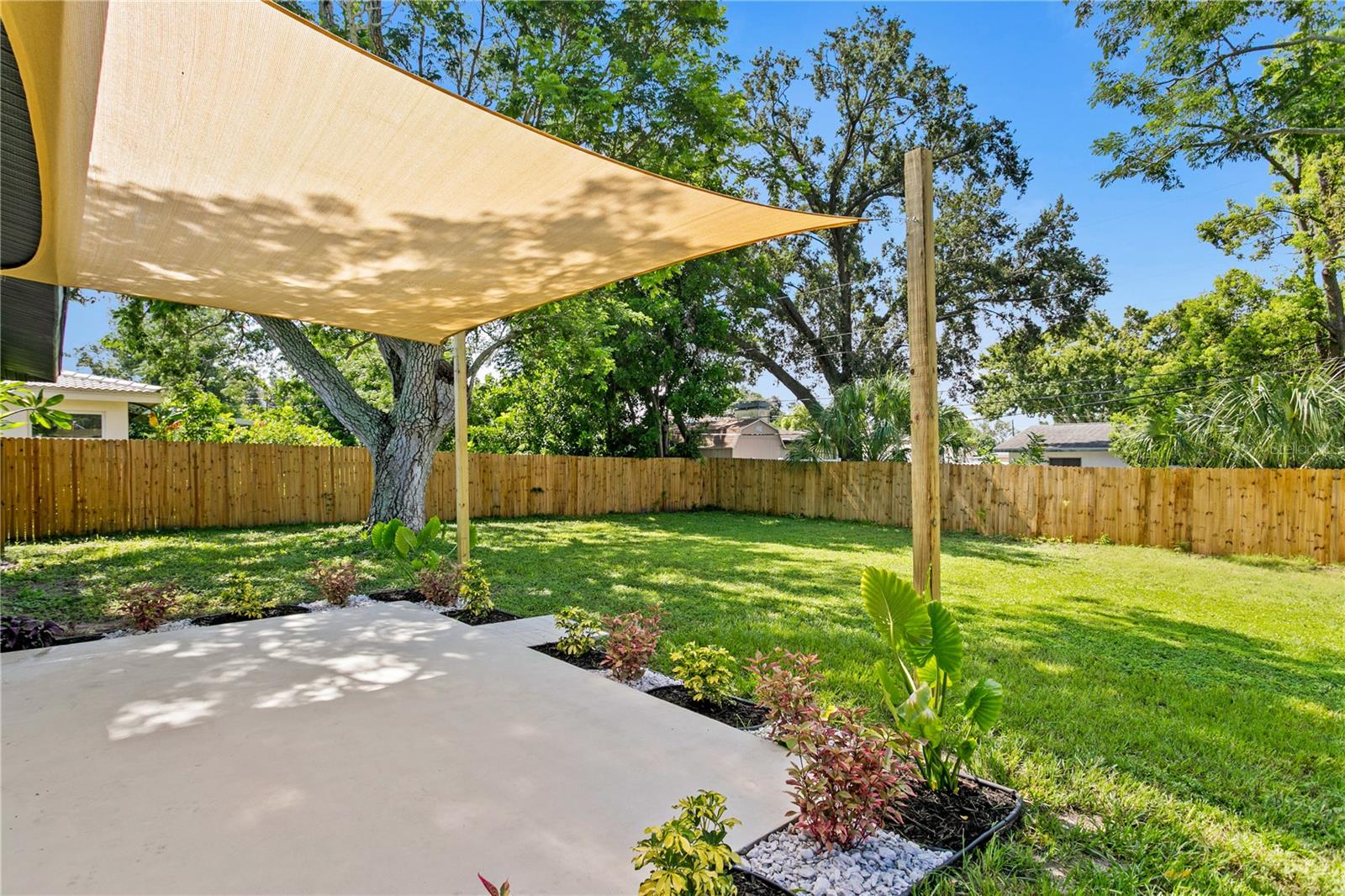 Image 38 of 44 For 1413 Croydon Drive