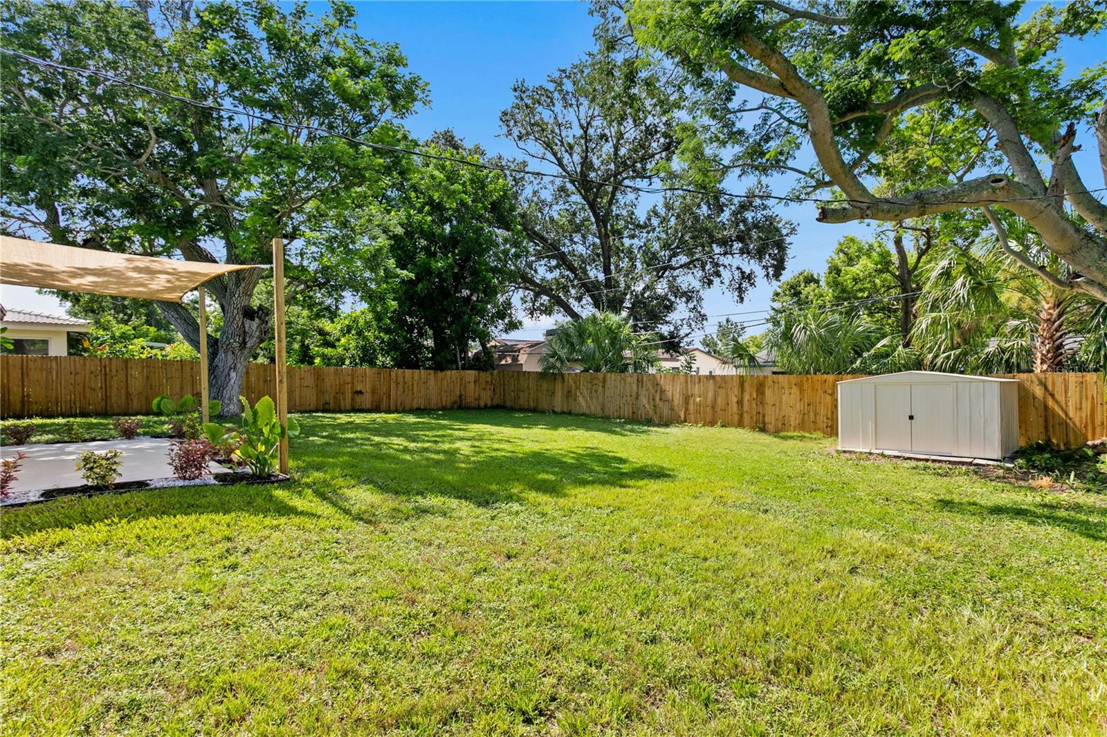 Image 39 of 44 For 1413 Croydon Drive