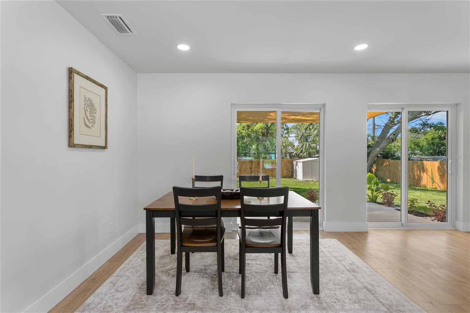 Image 8 of 44 For 1413 Croydon Drive