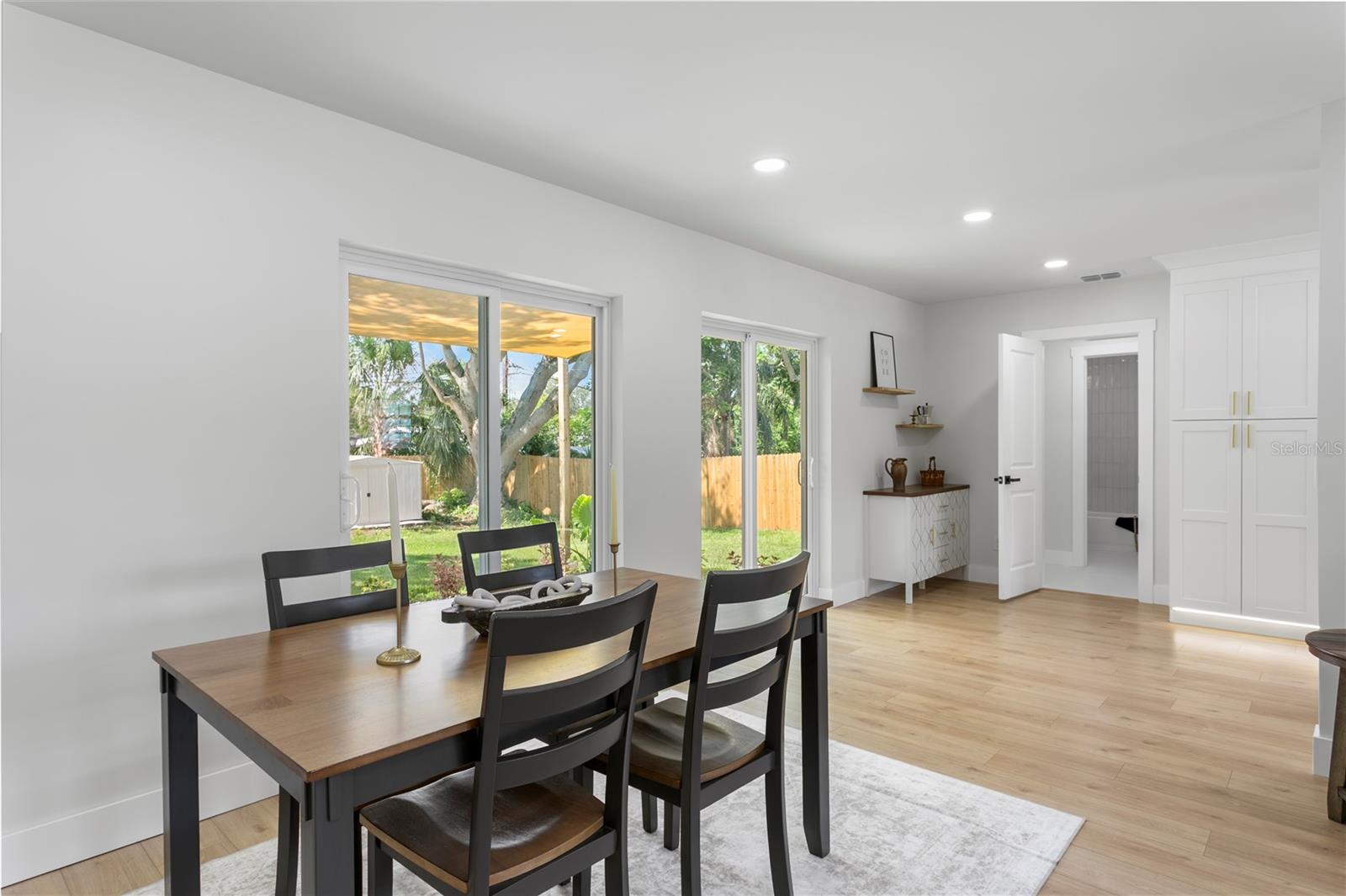 Image 9 of 44 For 1413 Croydon Drive