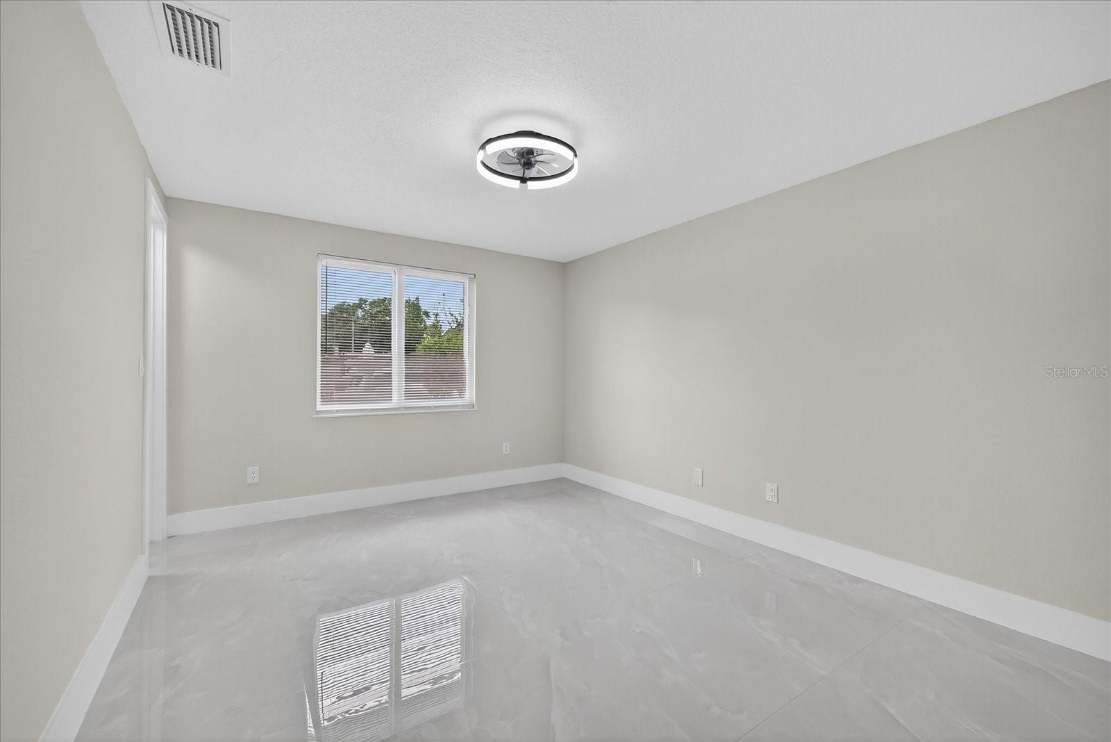 Image 24 of 36 For 6715 Willow Spring Court