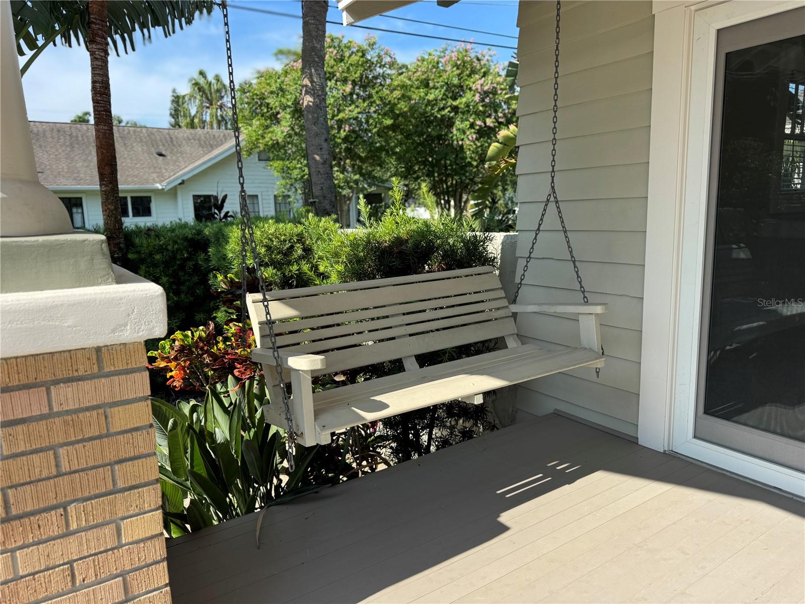 Listing photo id 41 for 5301 Branch Avenue