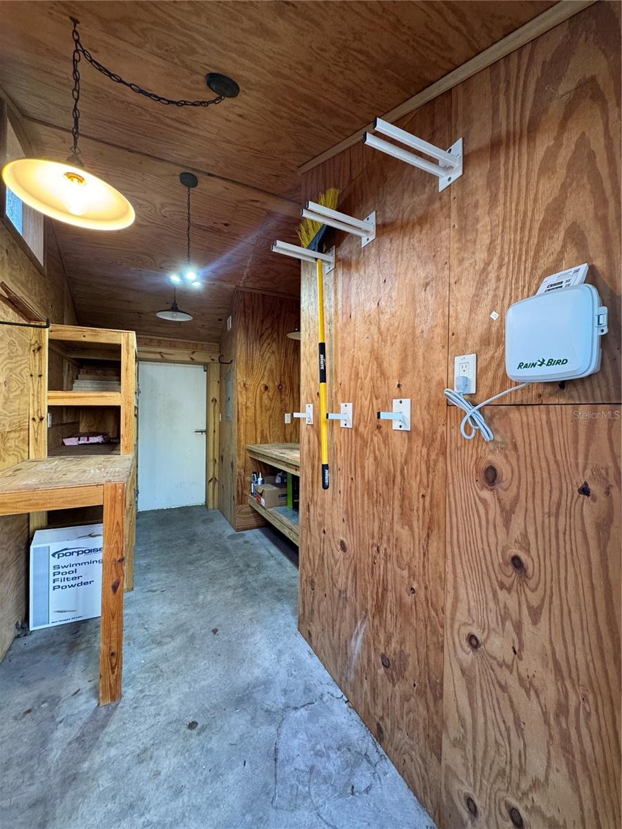Listing photo id 72 for 5301 Branch Avenue