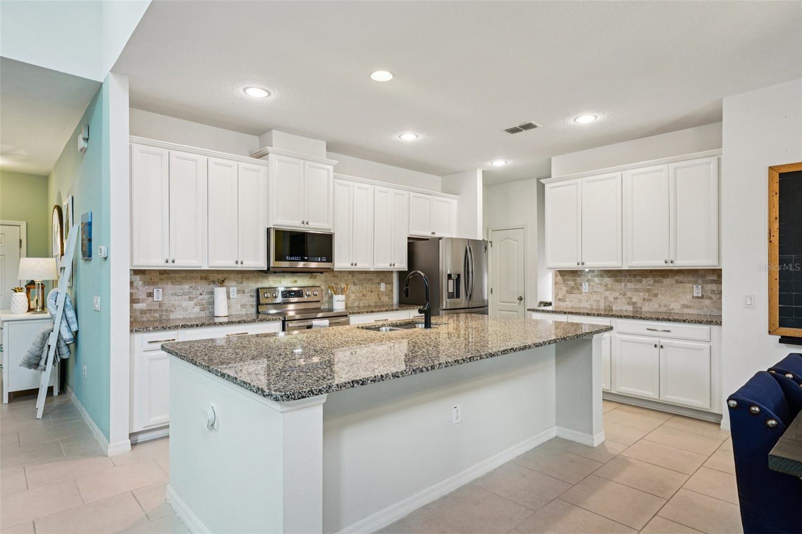 Listing photo id 20 for 7722 Tangle Rush Drive