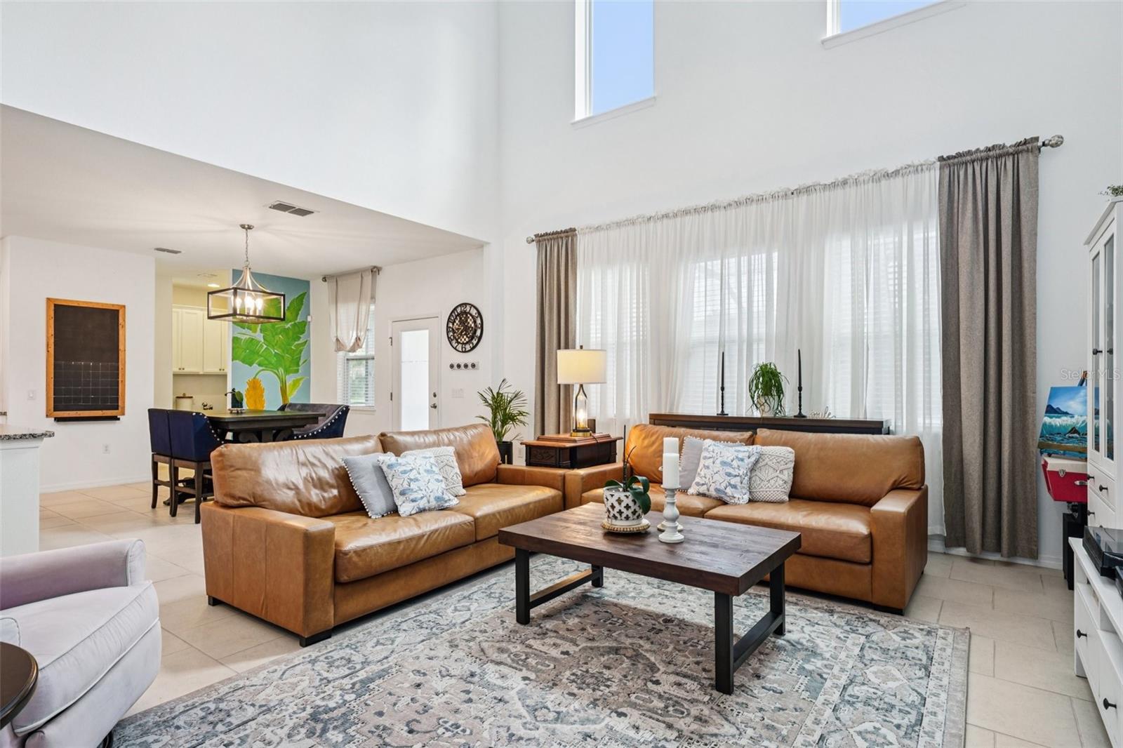 Listing photo id 7 for 7722 Tangle Rush Drive