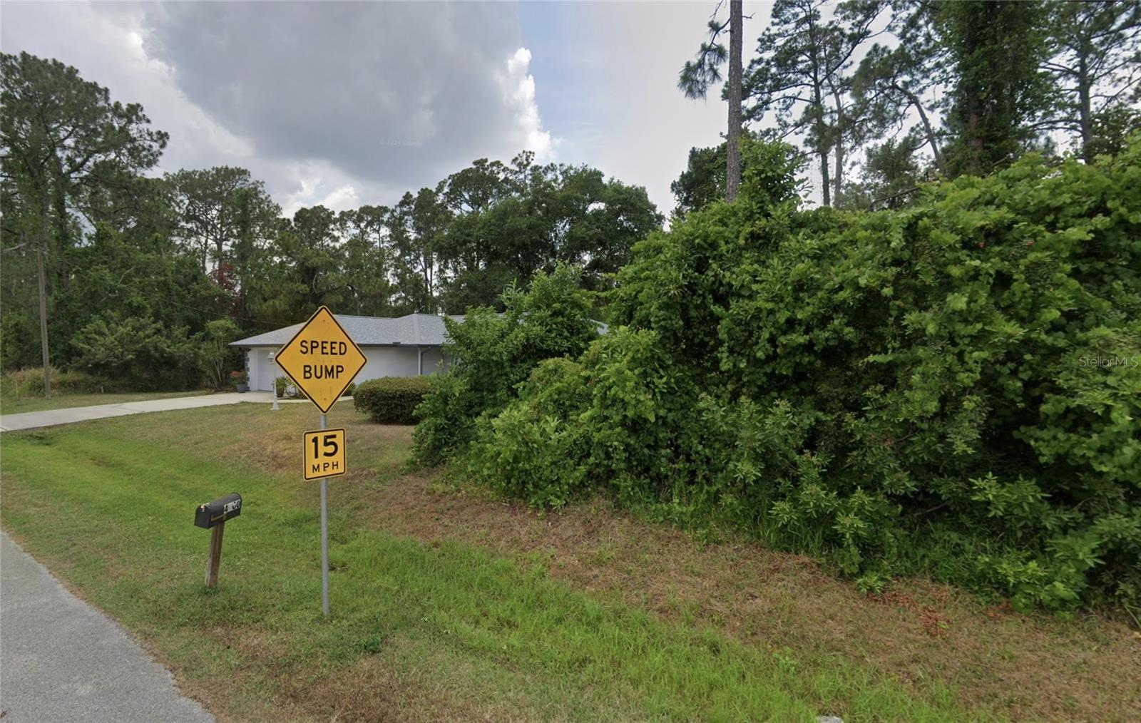 Image 4 of 6 For 4205 Barbarossa Avenue
