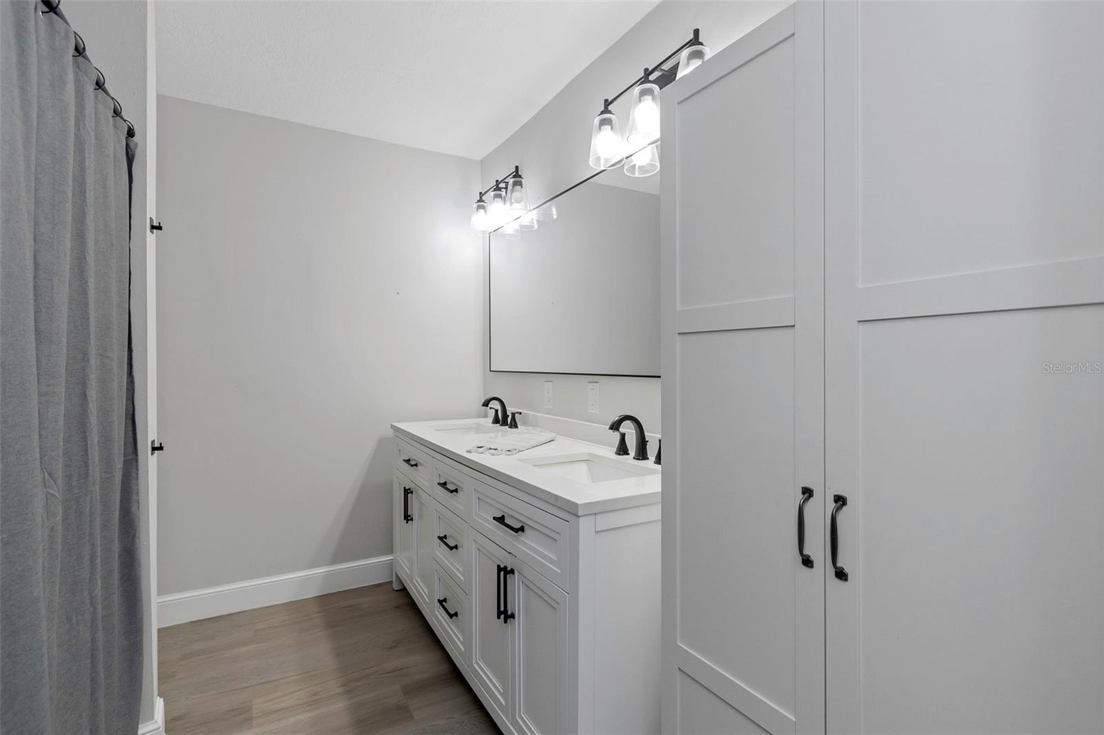 Image 22 of 47 For 10316 61st Court N