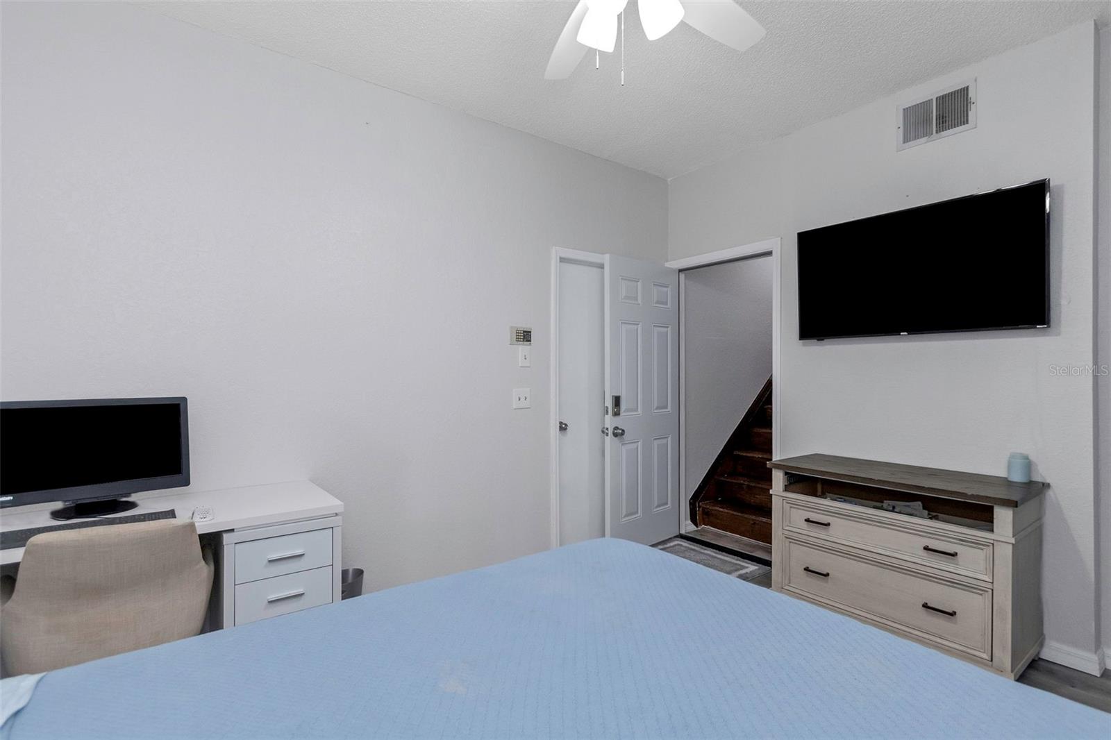 Image 33 of 47 For 10316 61st Court N