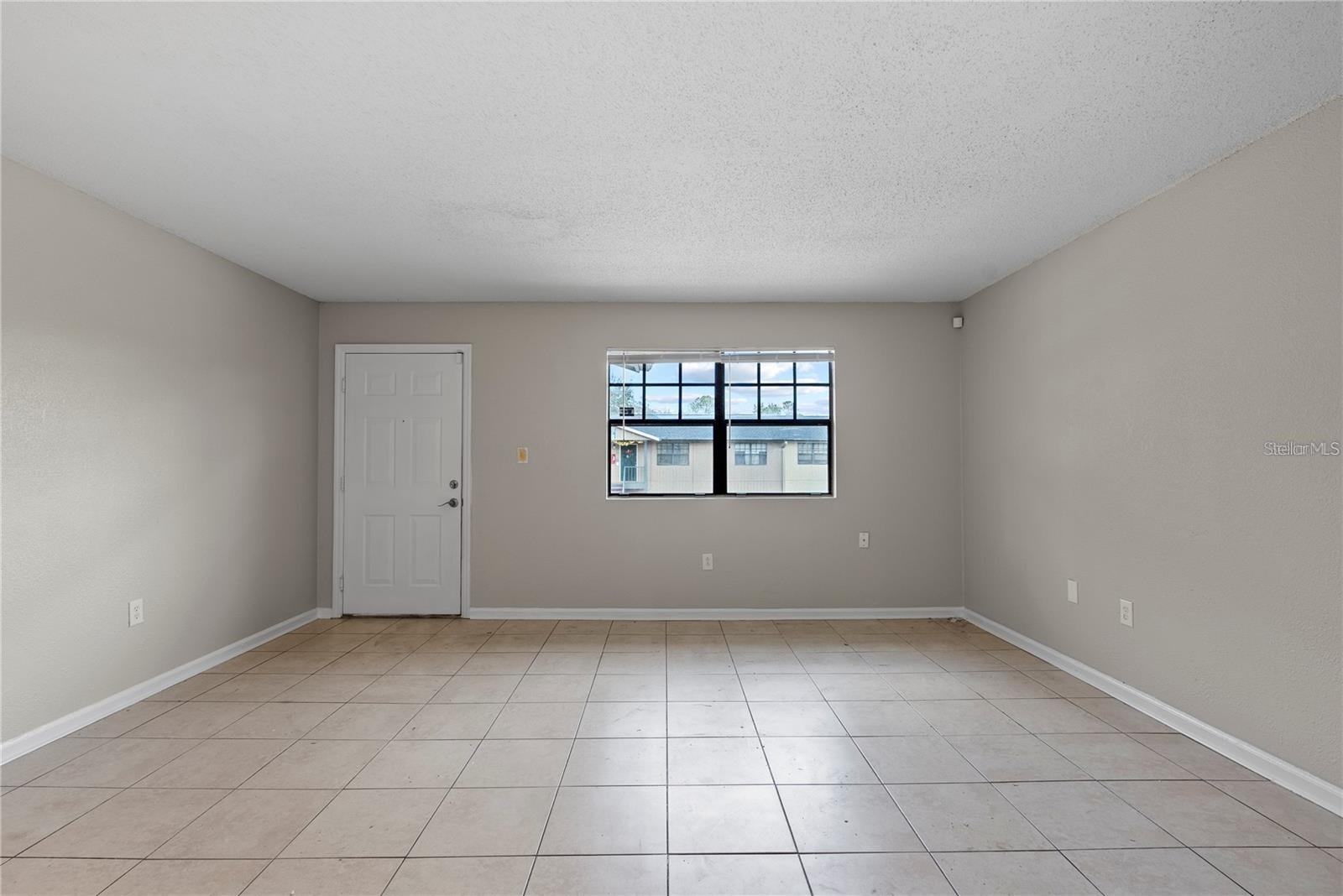 Image 4 of 15 For 201 Pine Violet Court 202