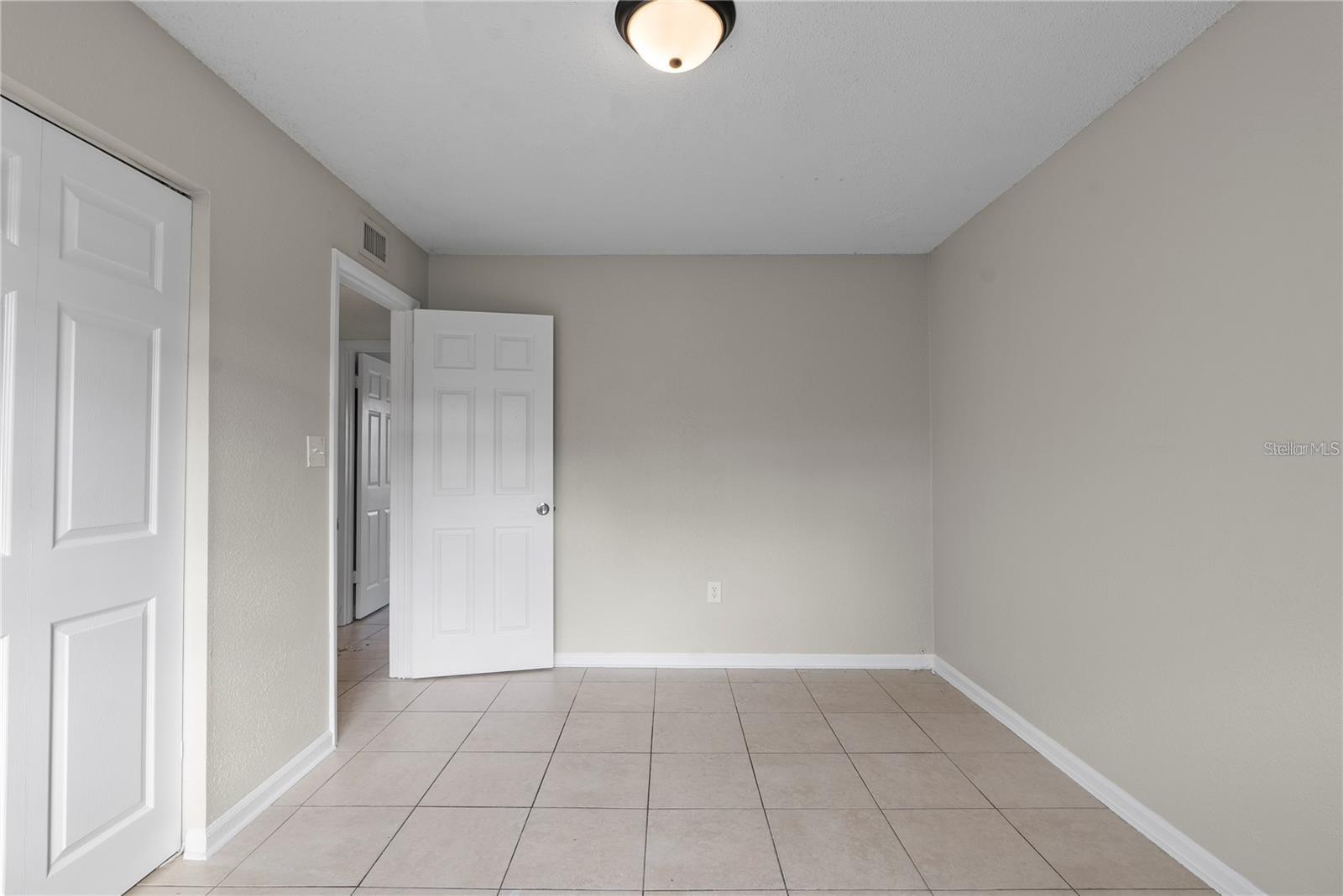 Image 9 of 15 For 201 Pine Violet Court 202