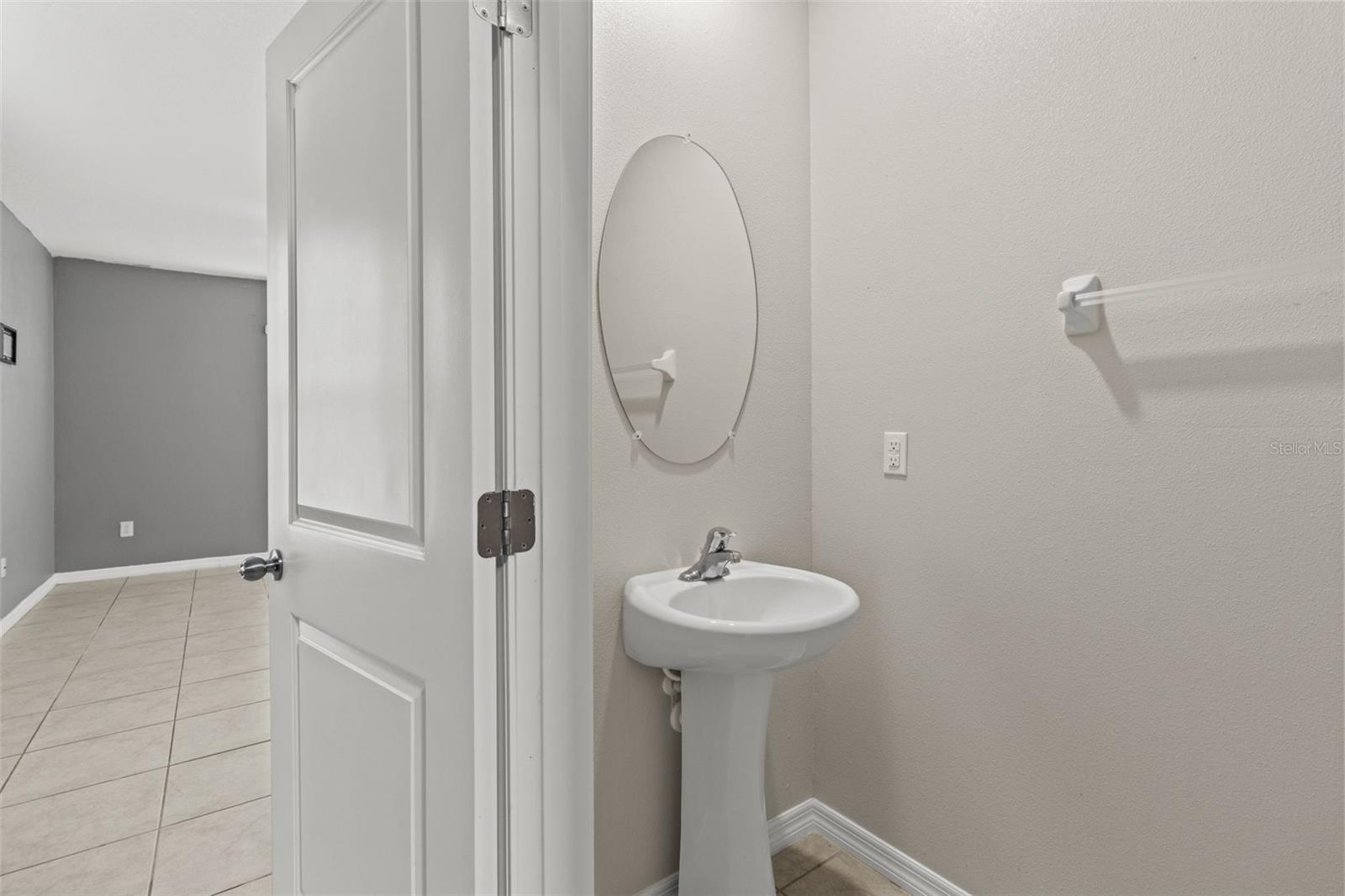 Image 15 of 37 For 16671 Kingman Reef Street