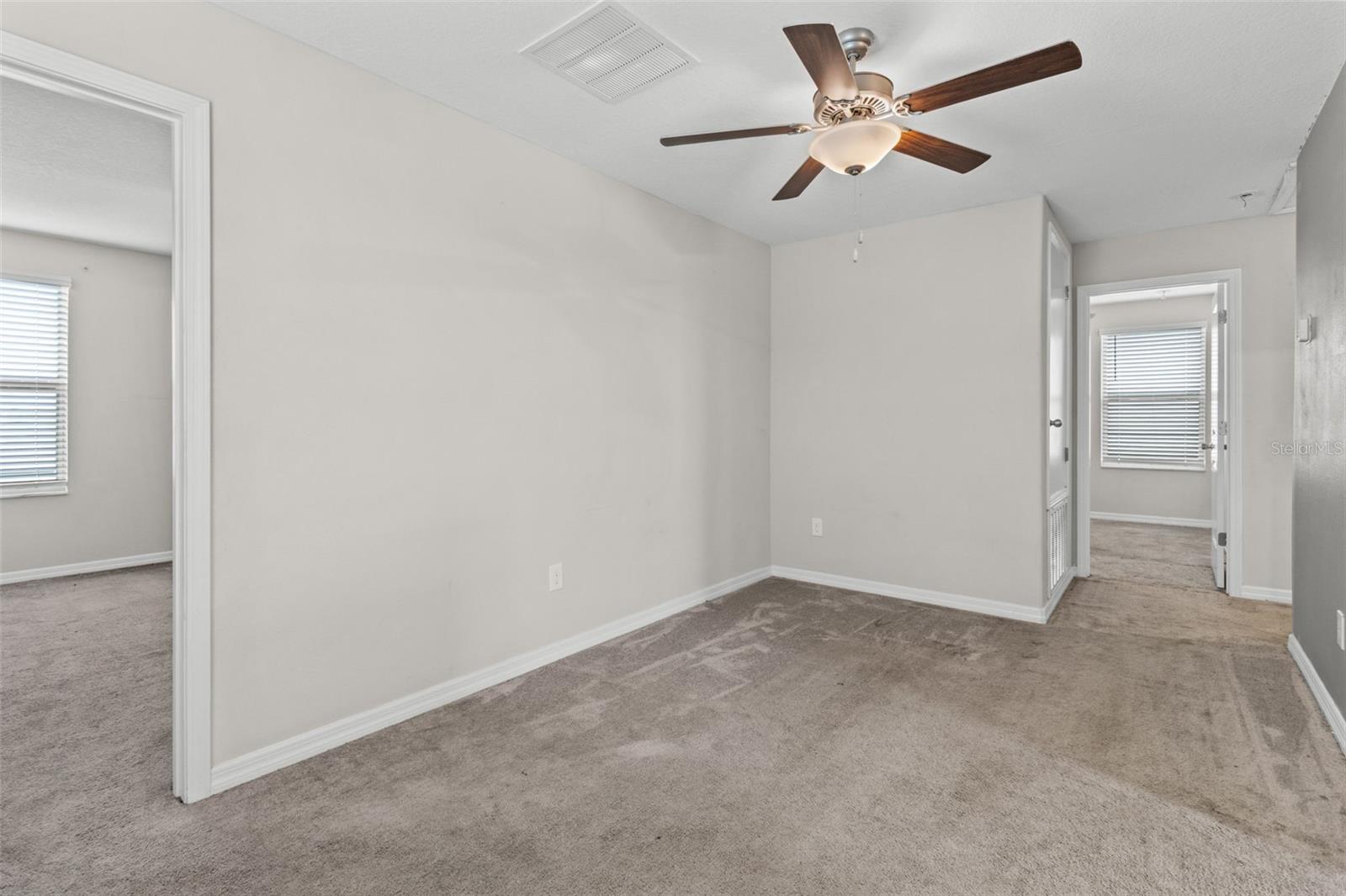 Image 16 of 37 For 16671 Kingman Reef Street