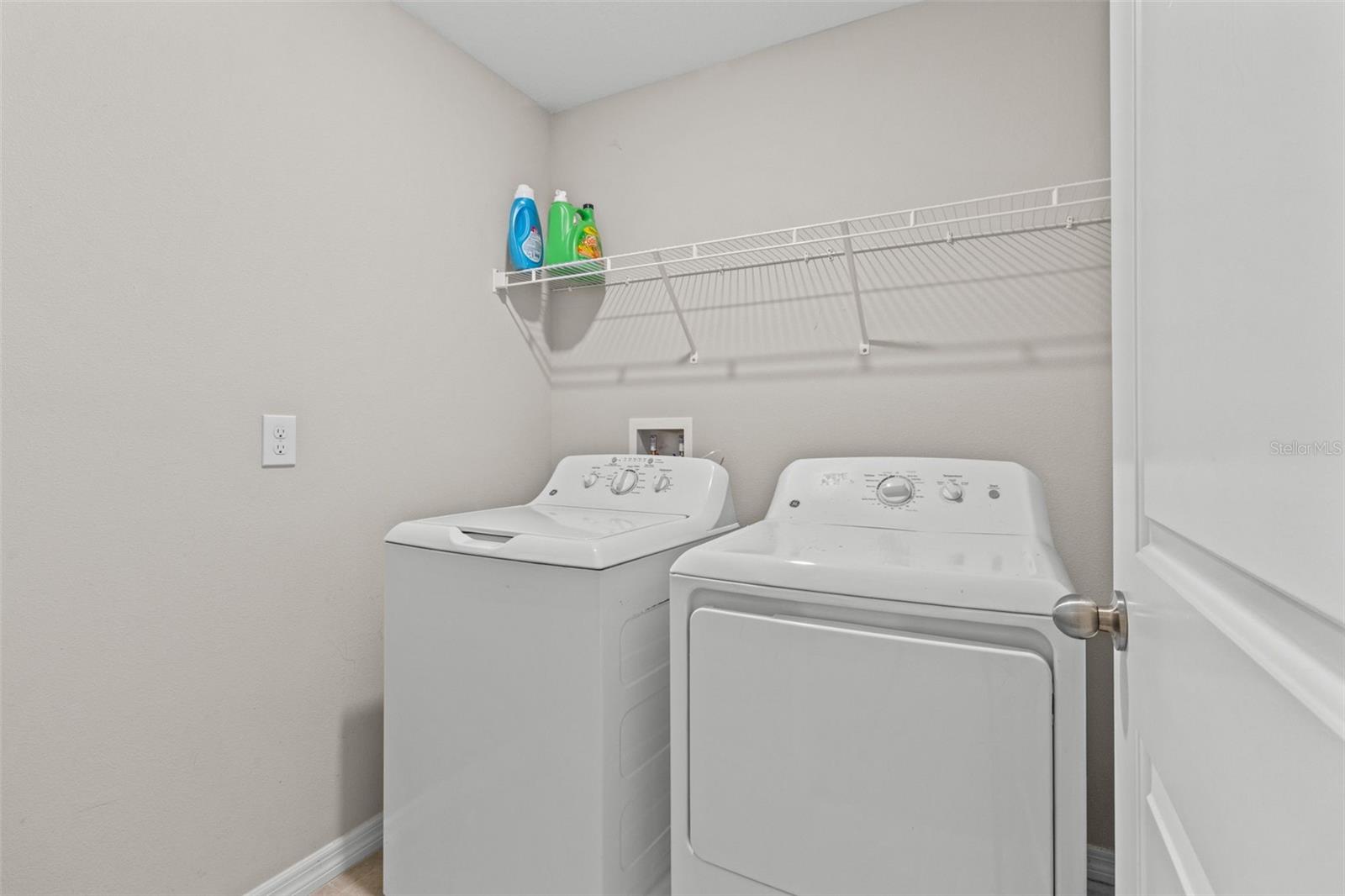 Image 29 of 37 For 16671 Kingman Reef Street