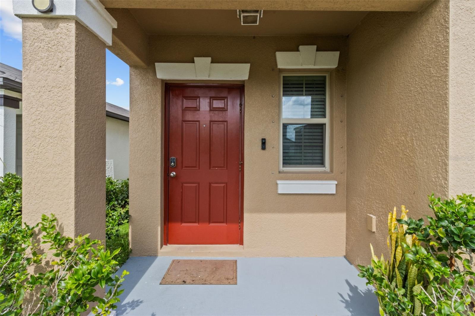 Image 3 of 37 For 16671 Kingman Reef Street