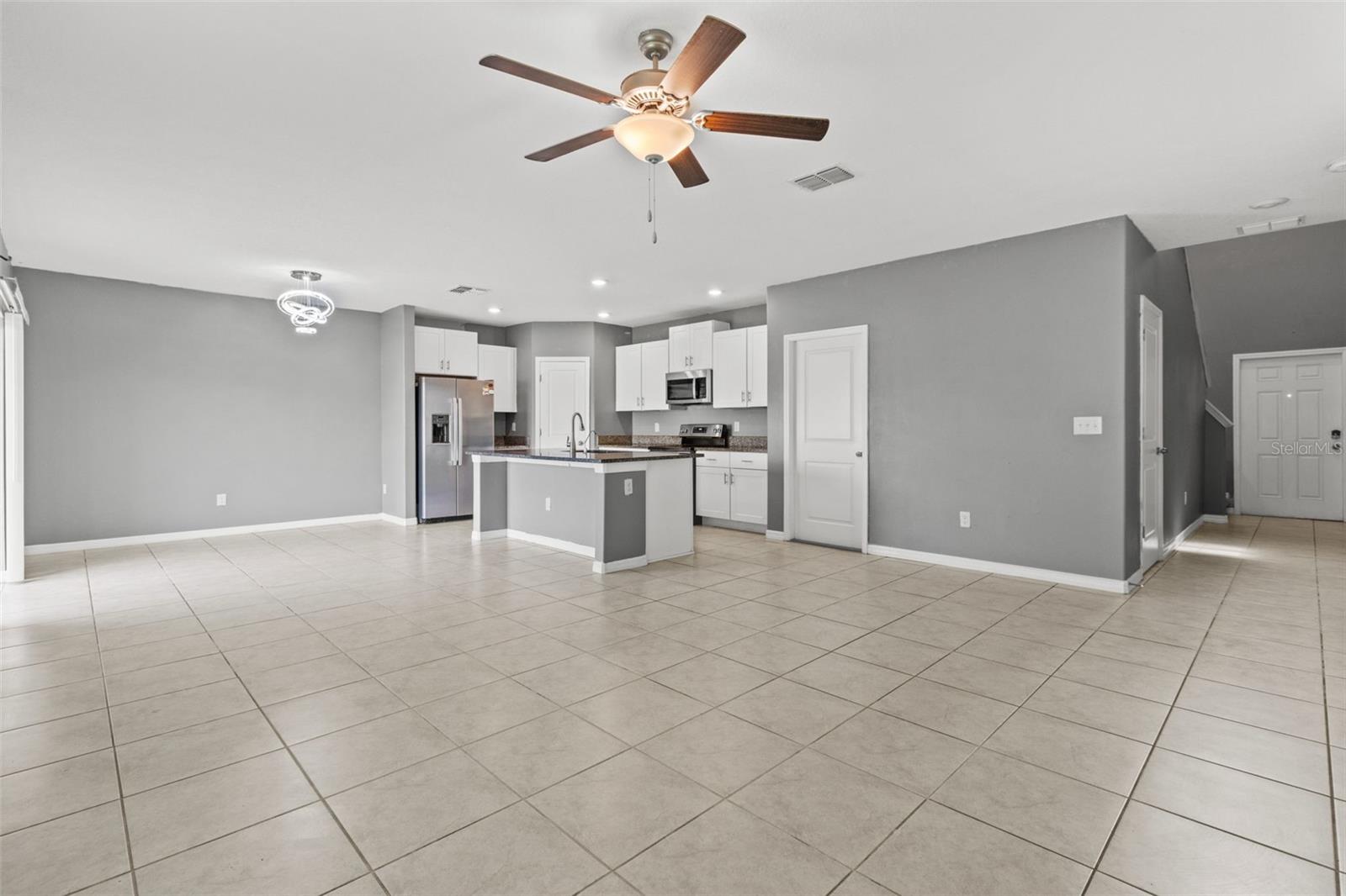 Image 9 of 37 For 16671 Kingman Reef Street