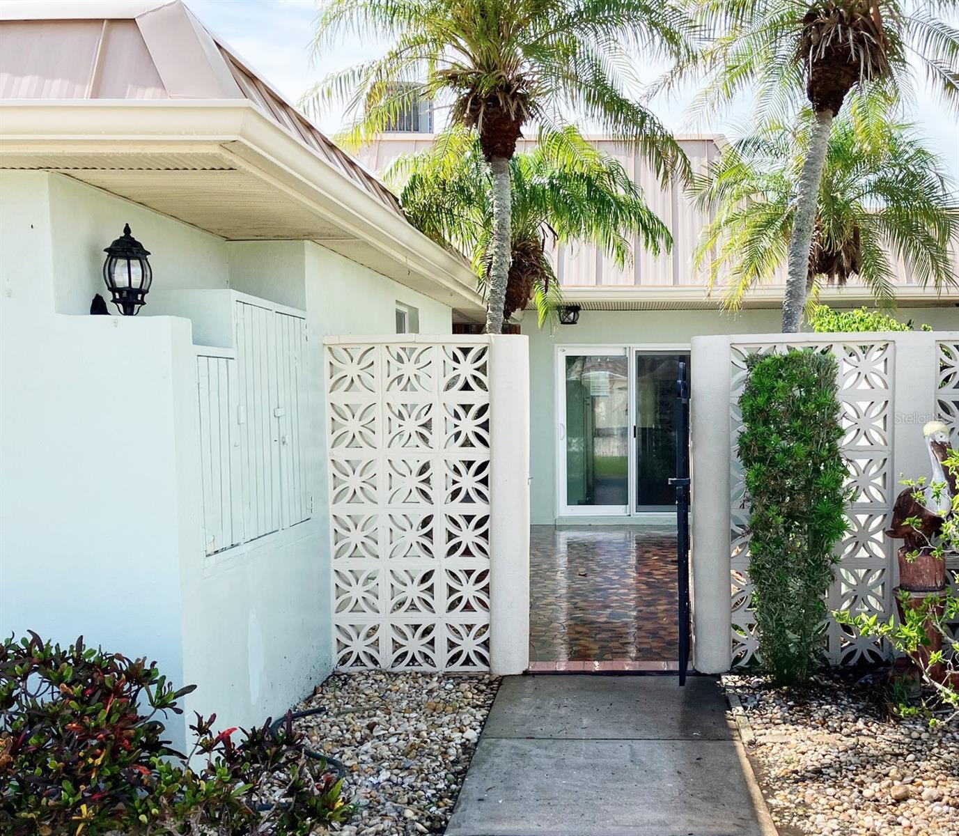 Image 2 of 17 For 628 Boca Ciega Point Boulevard S