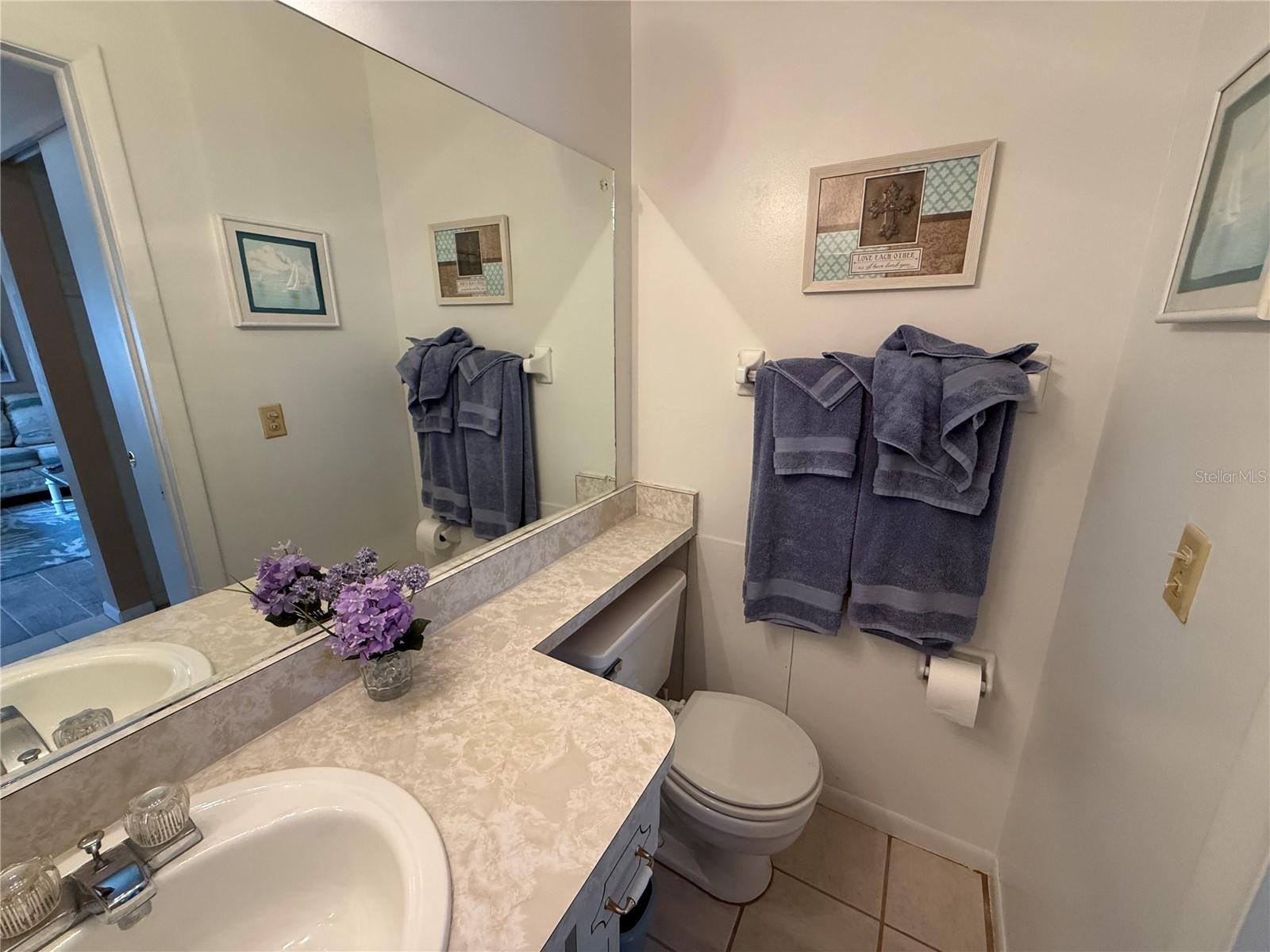 Image 20 of 42 For 8215 Burgundy Drive N 8215