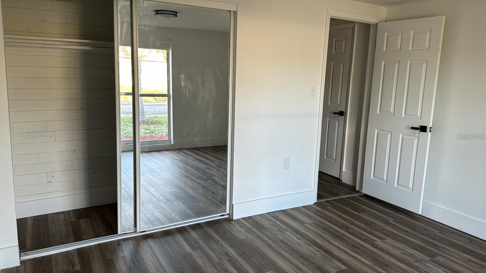 Image 11 of 20 For 1715 Kenilworth Street