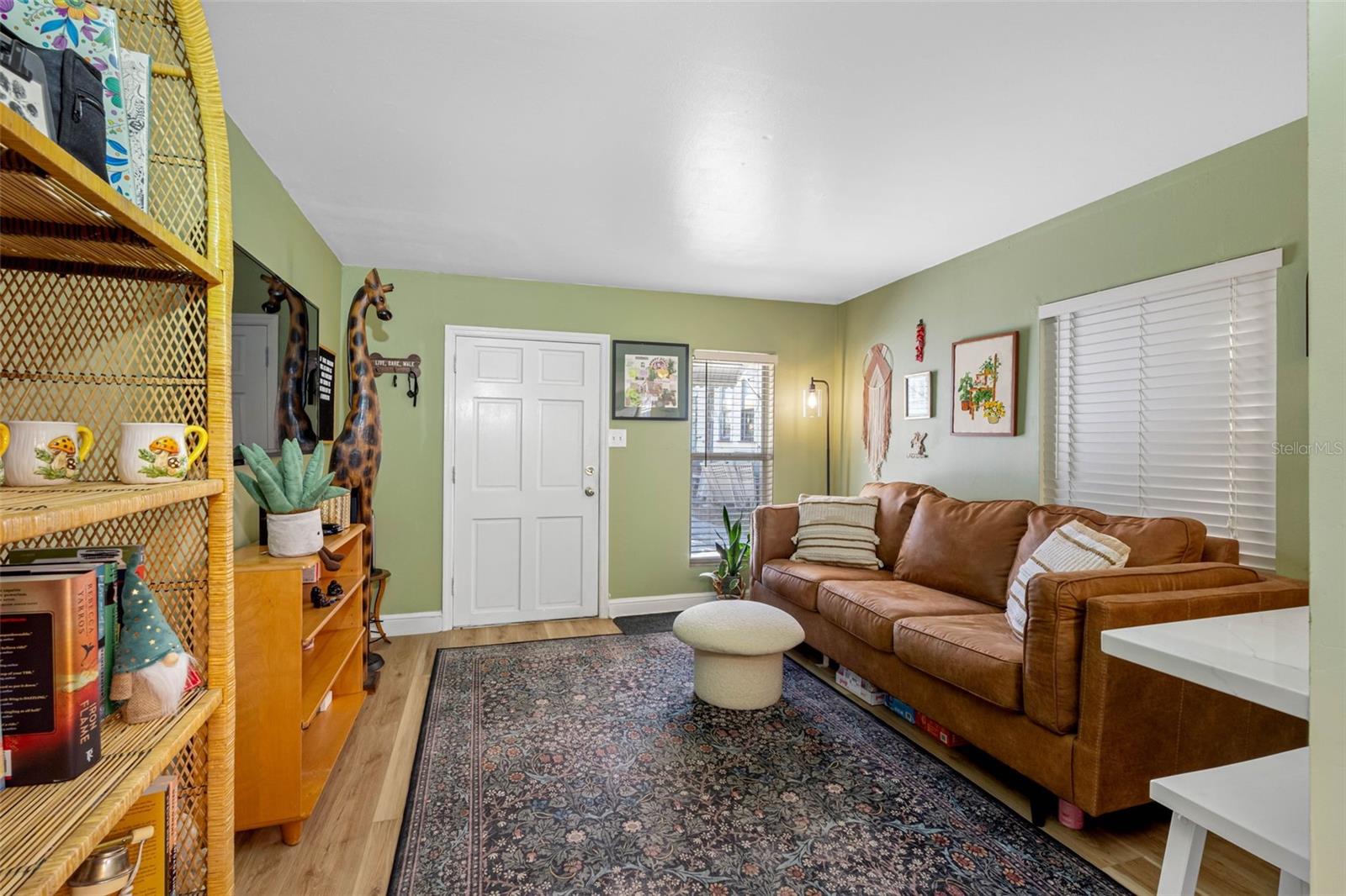 Image 68 of 91 For 929 Oregon Avenue
