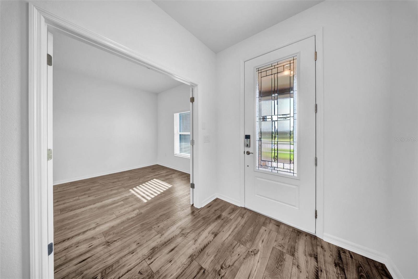 Image 30 of 86 For 5841 Riverston Avenue