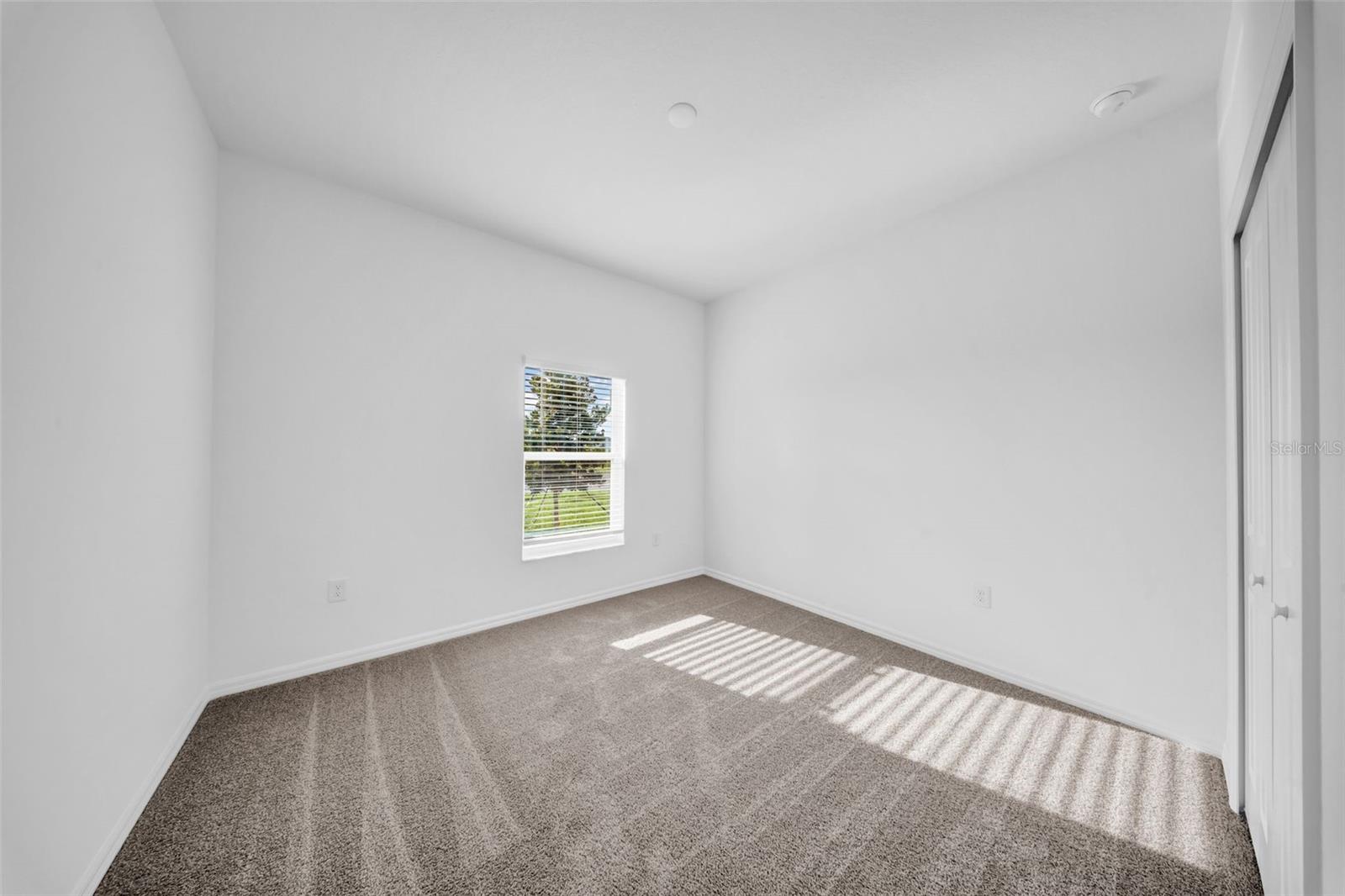 Image 33 of 86 For 5841 Riverston Avenue