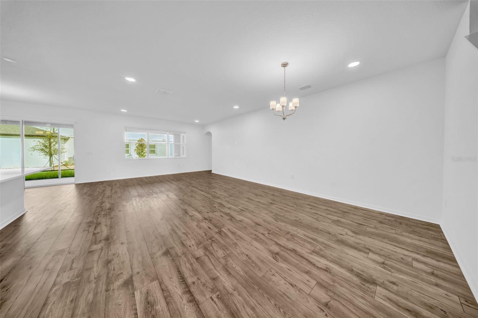 Image 46 of 86 For 5841 Riverston Avenue