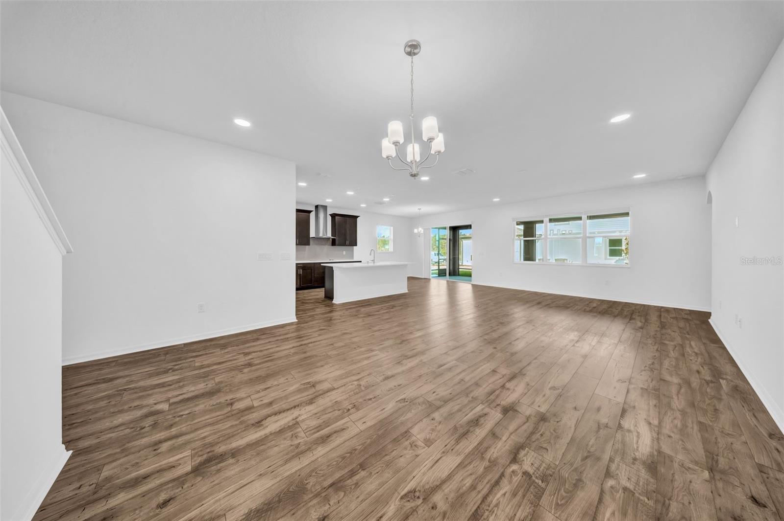 Image 47 of 86 For 5841 Riverston Avenue