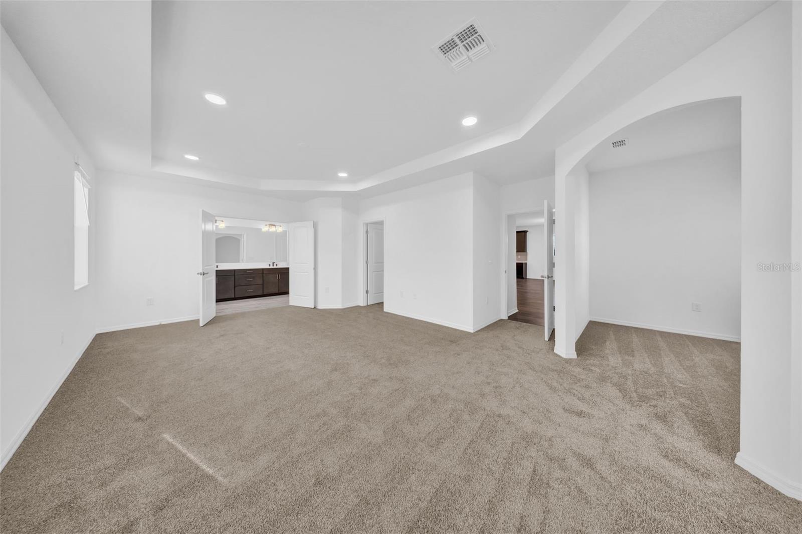 Image 60 of 86 For 5841 Riverston Avenue