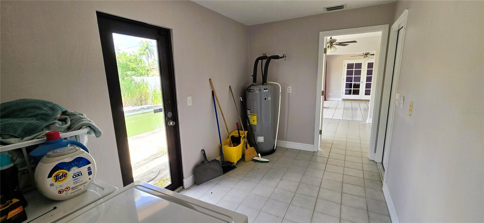 Image 21 of 29 For 1031 Averly Street