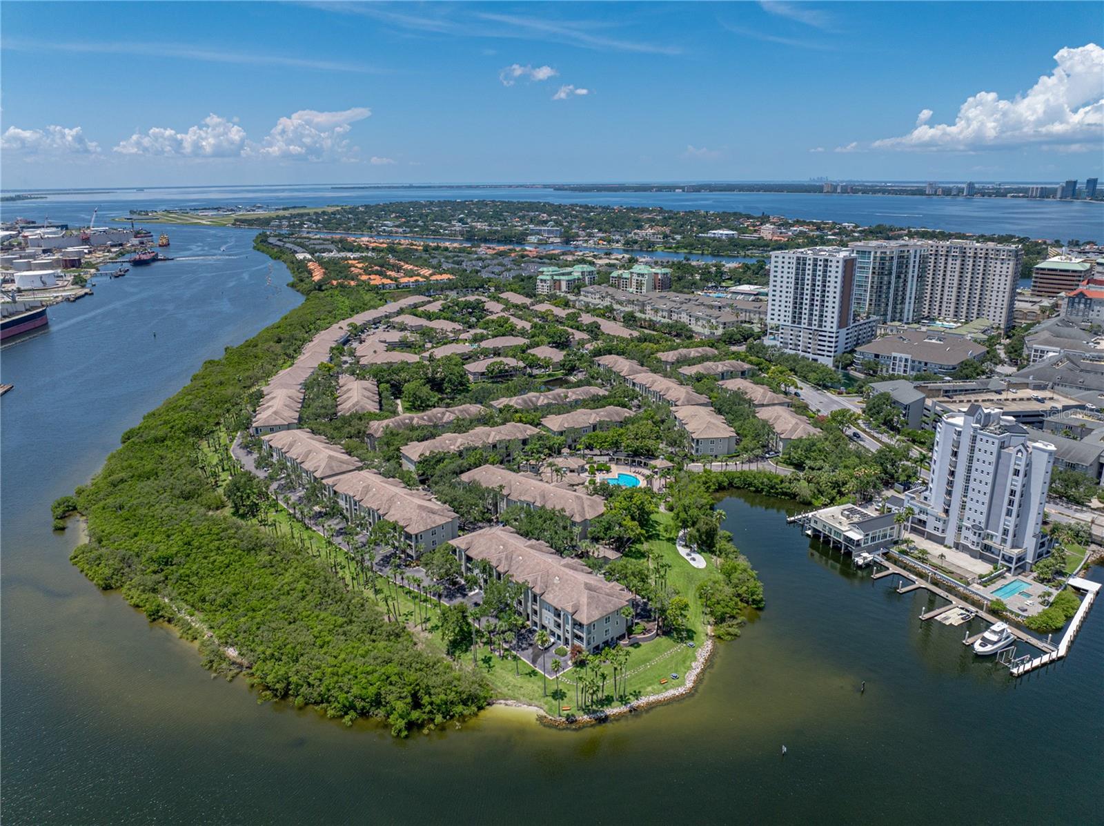 Image 26 of 28 For 773 Mainsail Drive 773