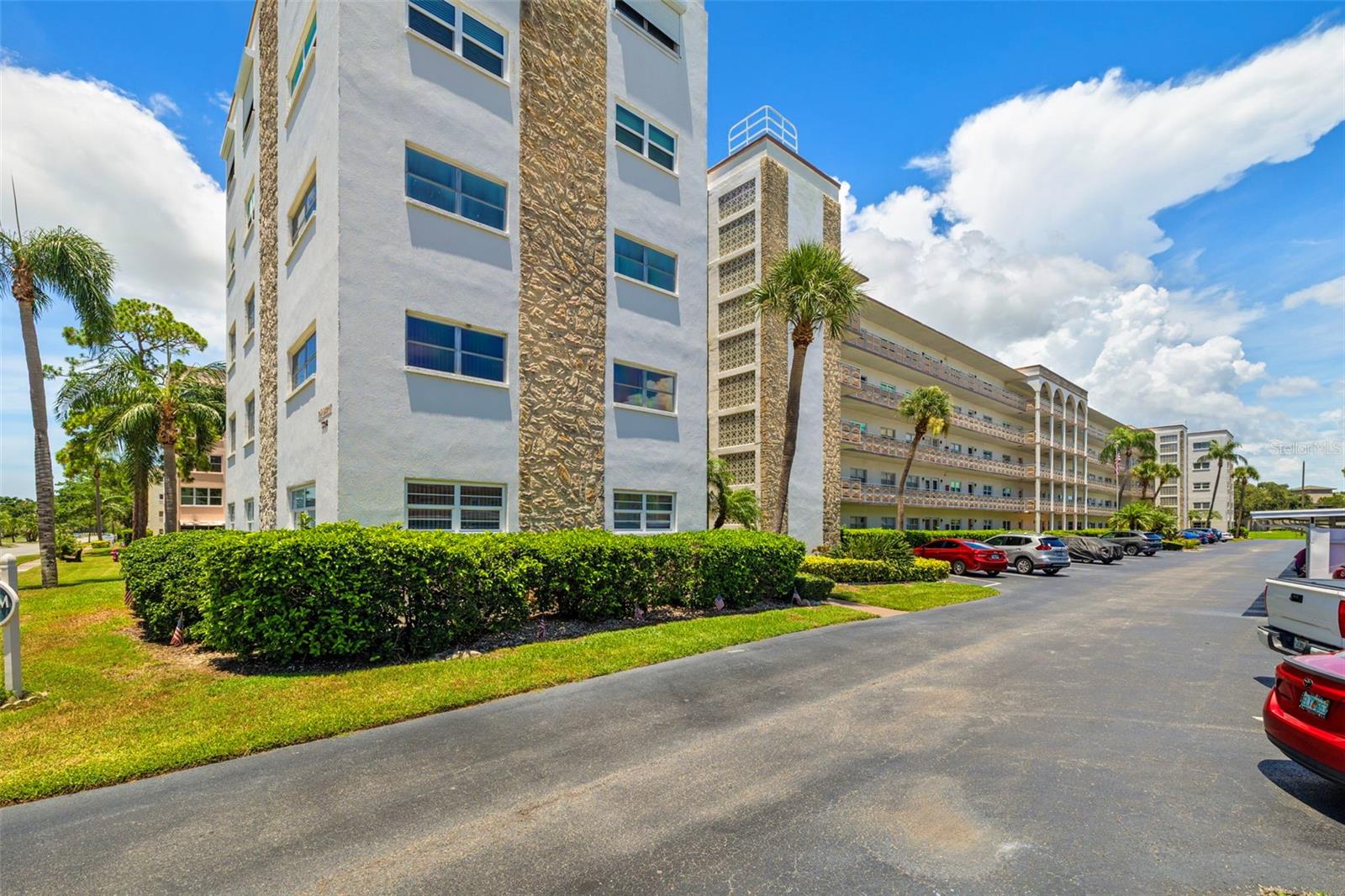 Details for 5603 80th Street N 202, ST PETERSBURG, FL 33709