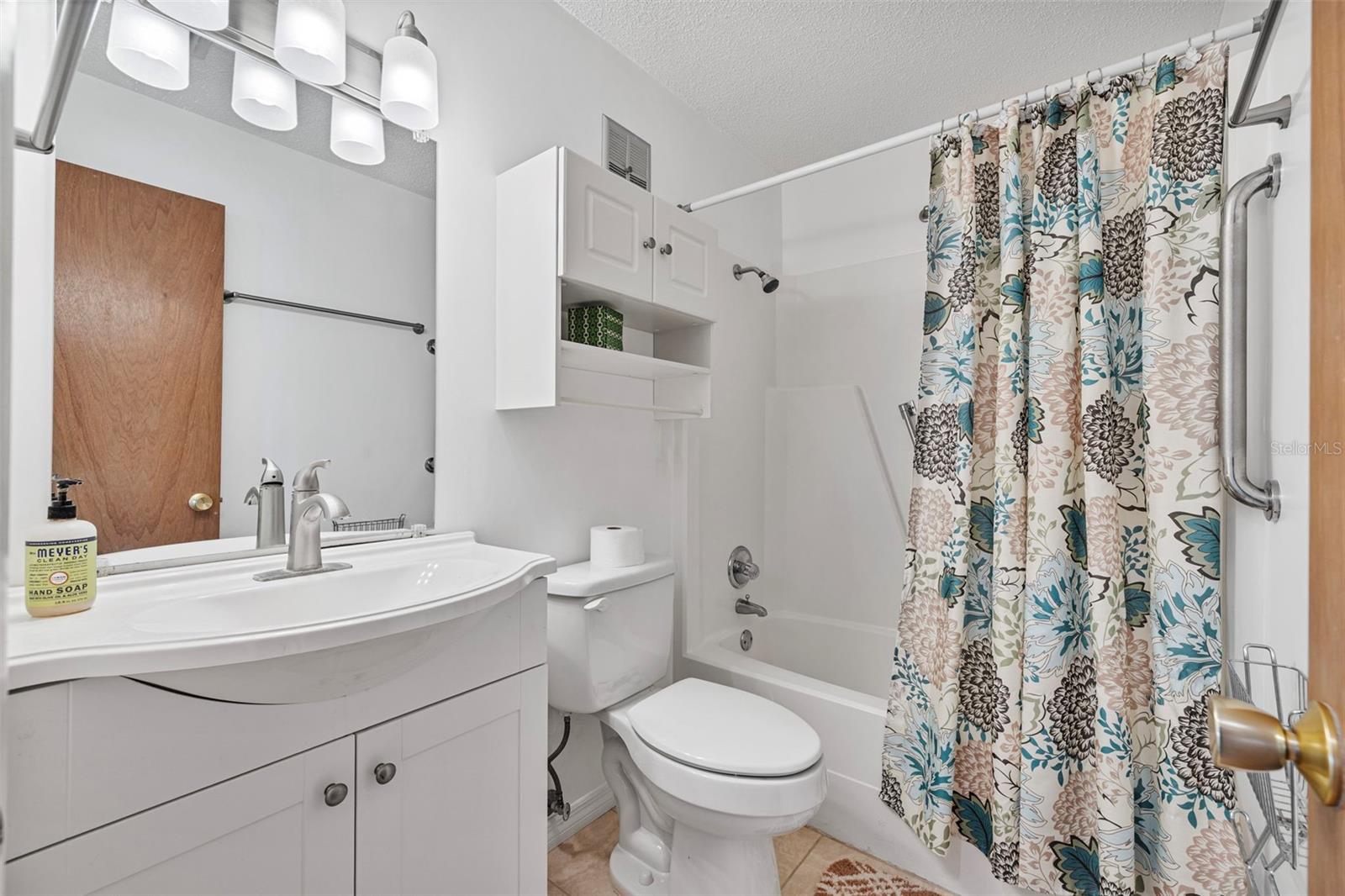 Image 10 of 22 For 5603 80th Street N 202