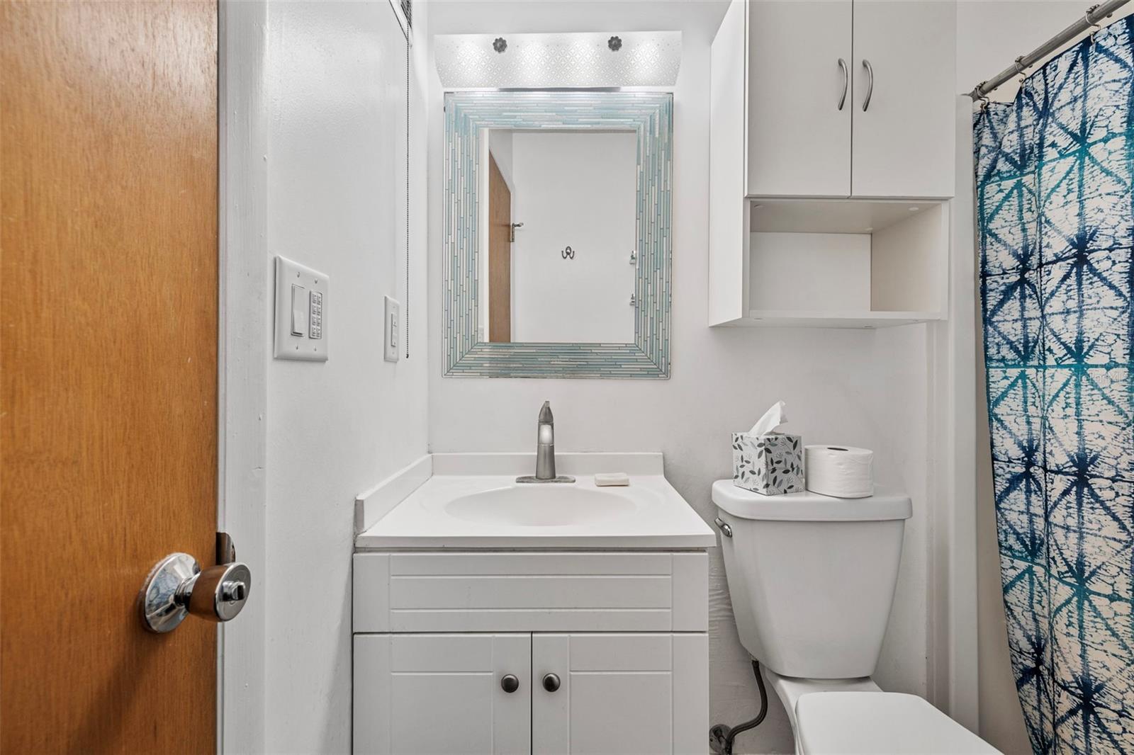 Image 16 of 22 For 5603 80th Street N 202