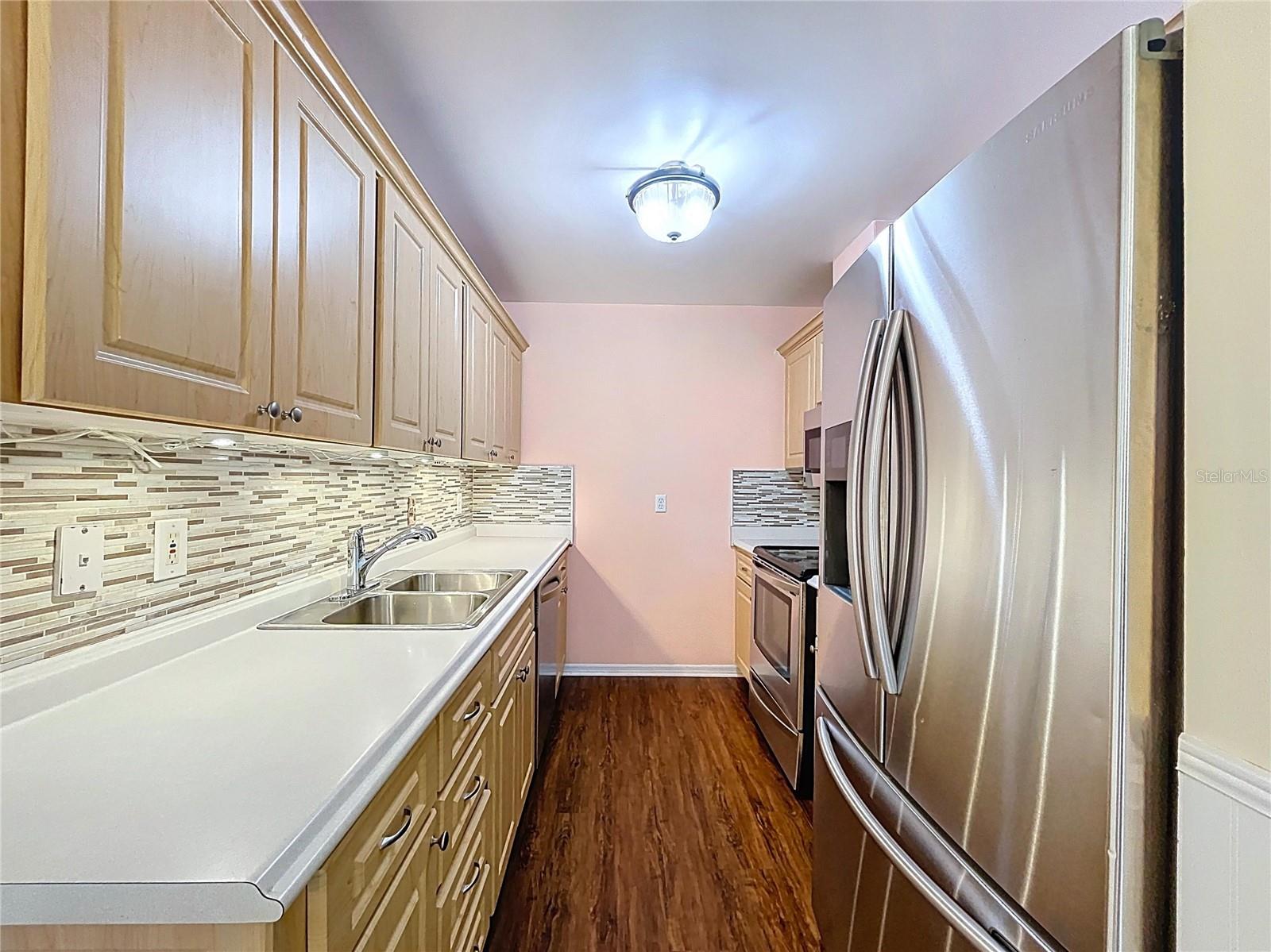 Image 13 of 67 For 505 Foxglove Circle B