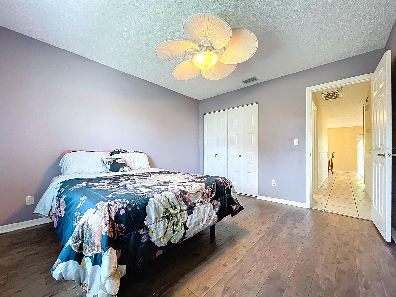 Image 25 of 67 For 505 Foxglove Circle B